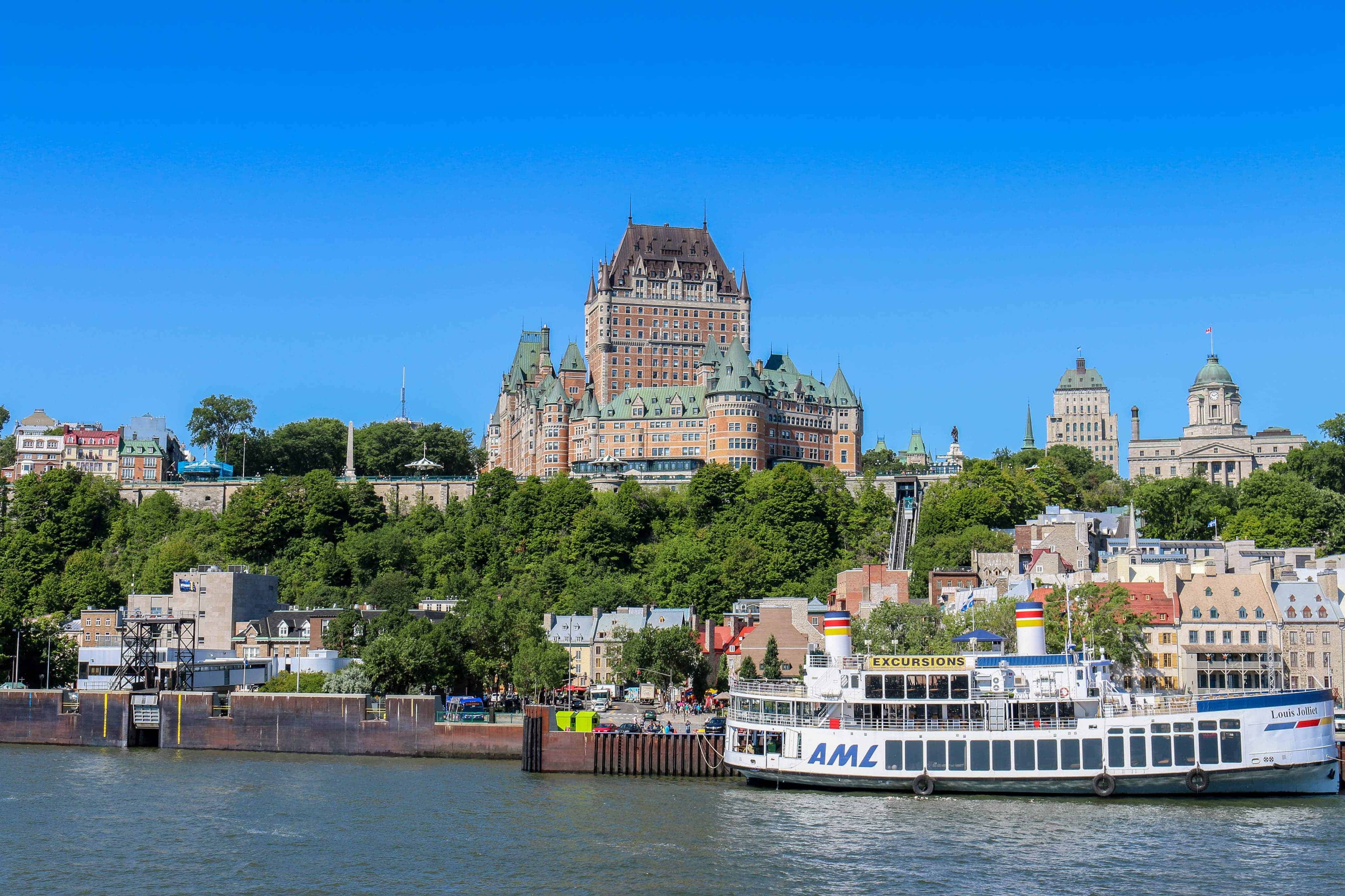 Quebec City A Quaint Get Away In French Canada Go Backpacking