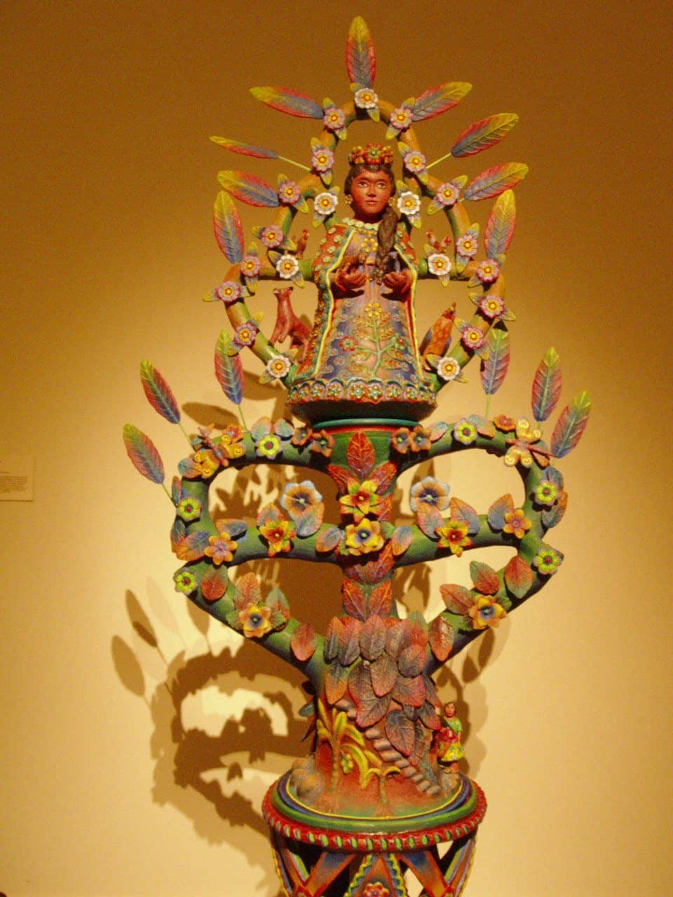 Terracota sculpture of Mariang Banahaw, a goddess in Philippine folklore, and was made by Filipino artist Lorenzo Soriano. The sculpture is part of the permanent collection of Singapore Art Museum.