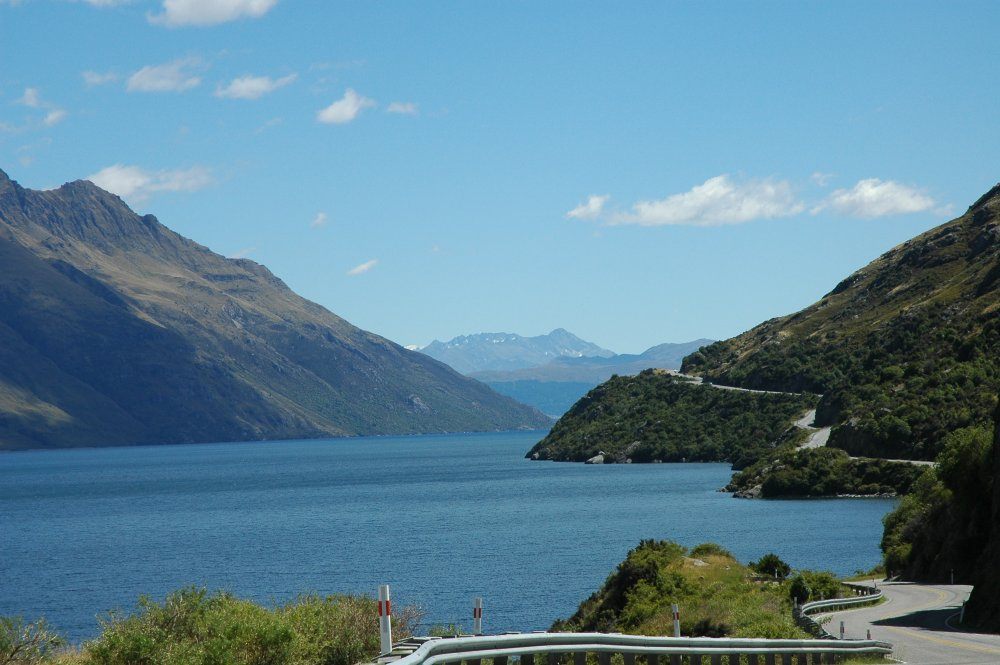 Transport Options to Queenstown - Go Backpacking