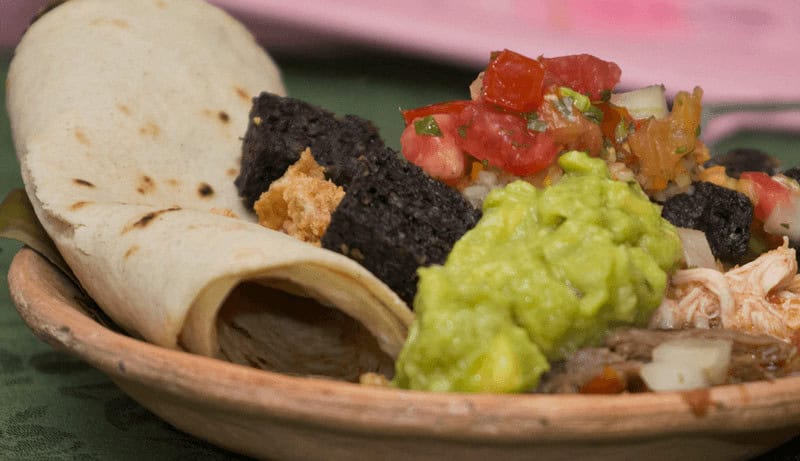 Caballo bayo, already served (photo: Jorge Mejía Peralta, Flickr)
