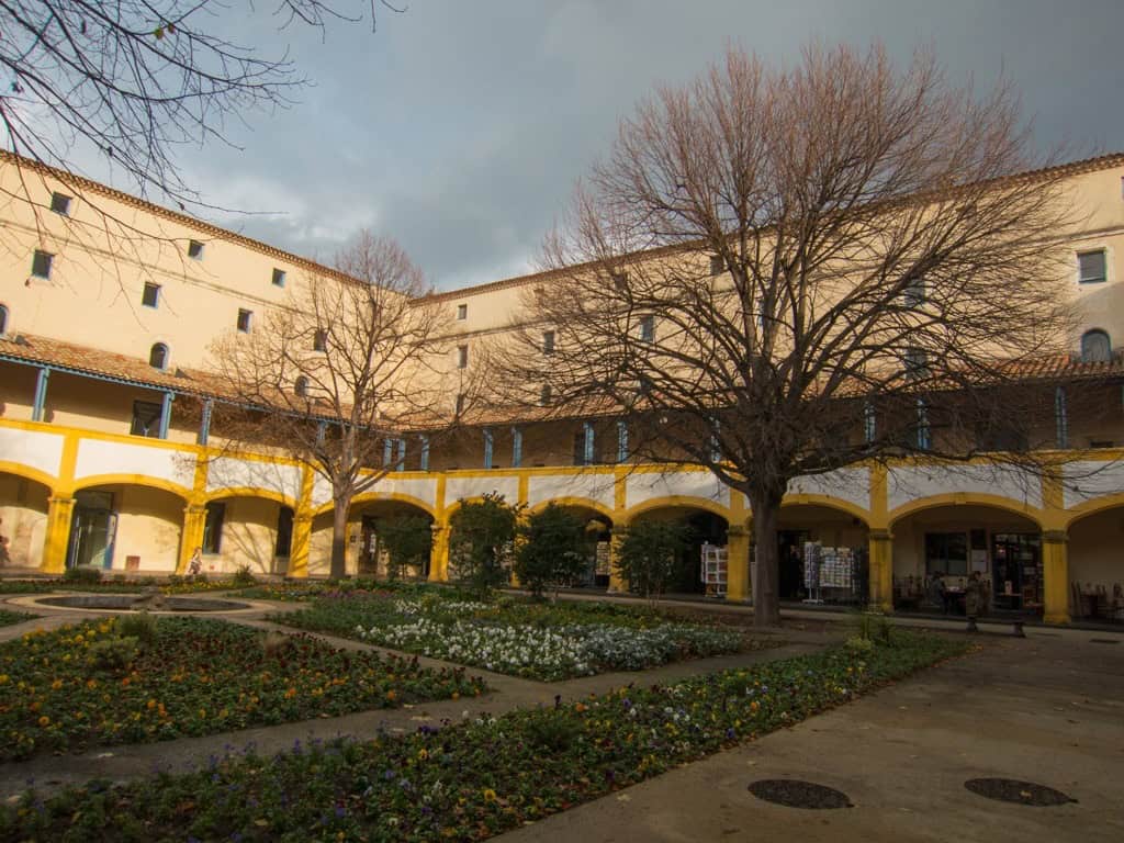 Le Jardin de la Maison de Santé a Arles