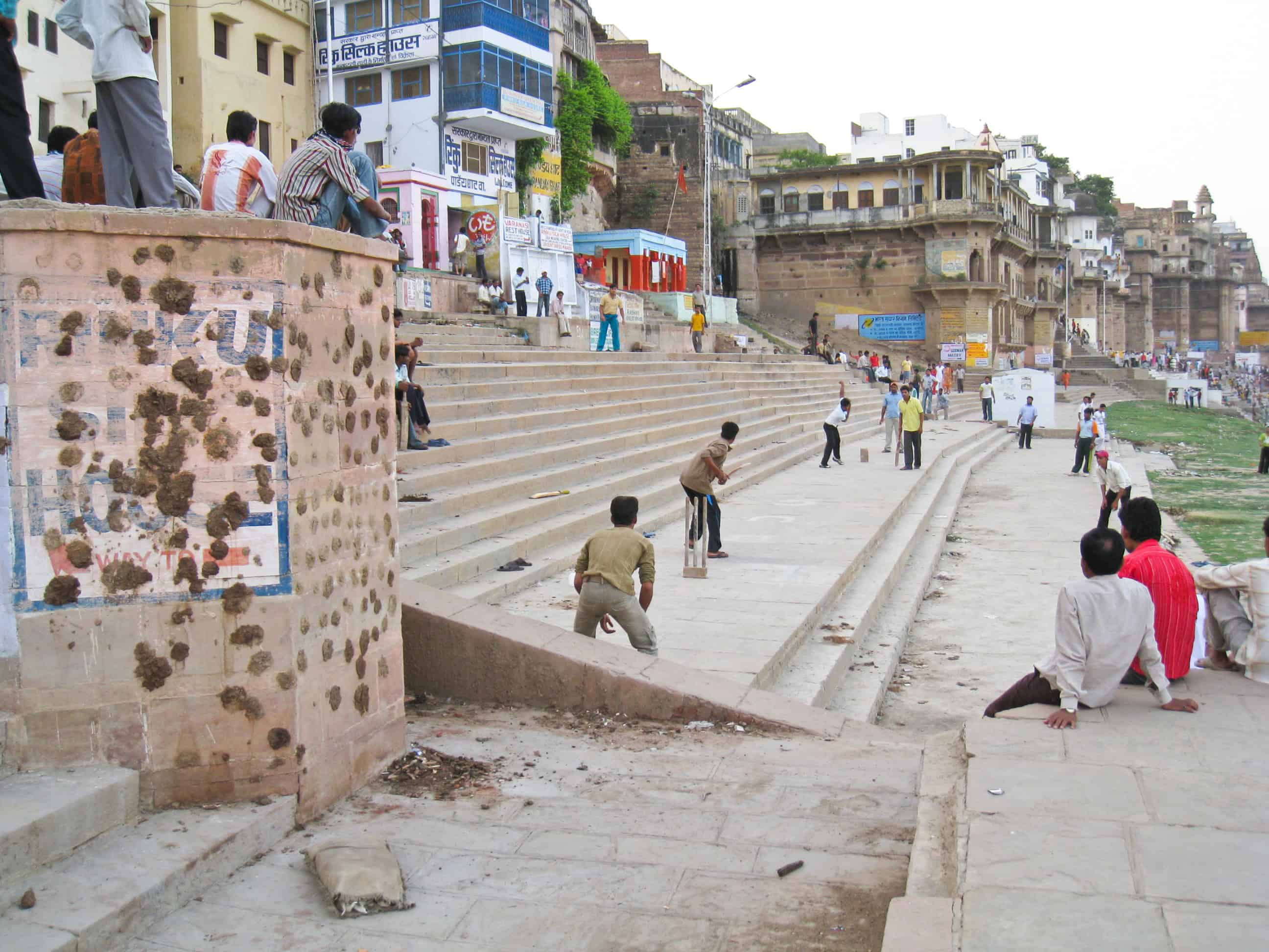 Kids playing cricket in Varanasi, India