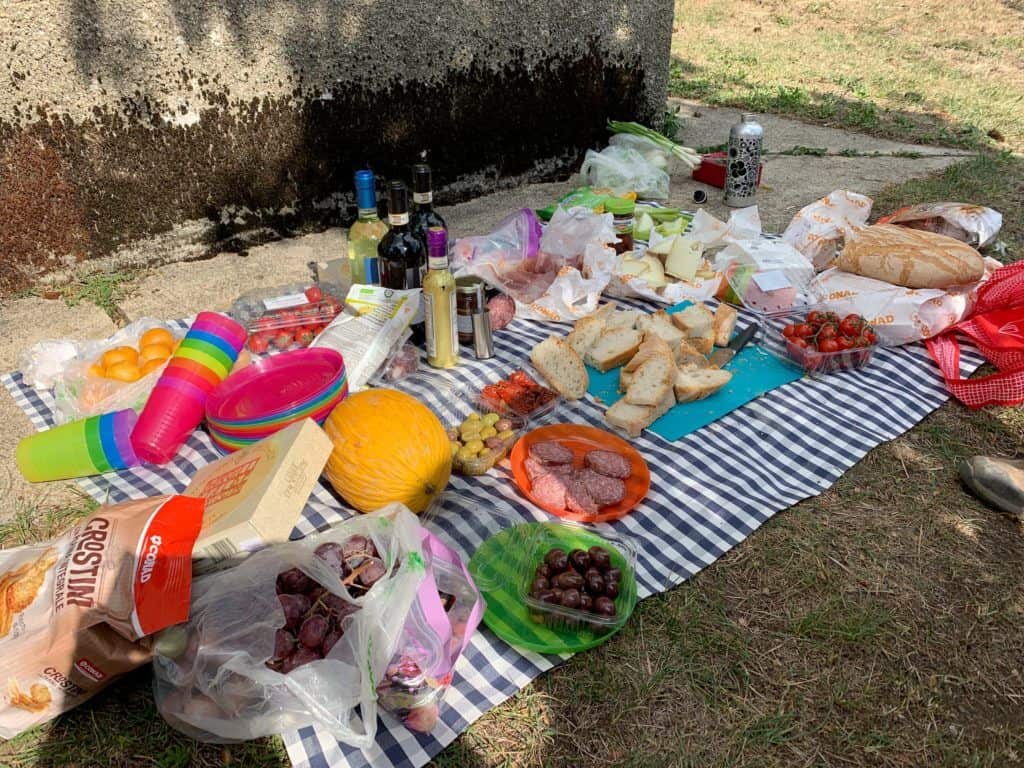 Picnic lunch