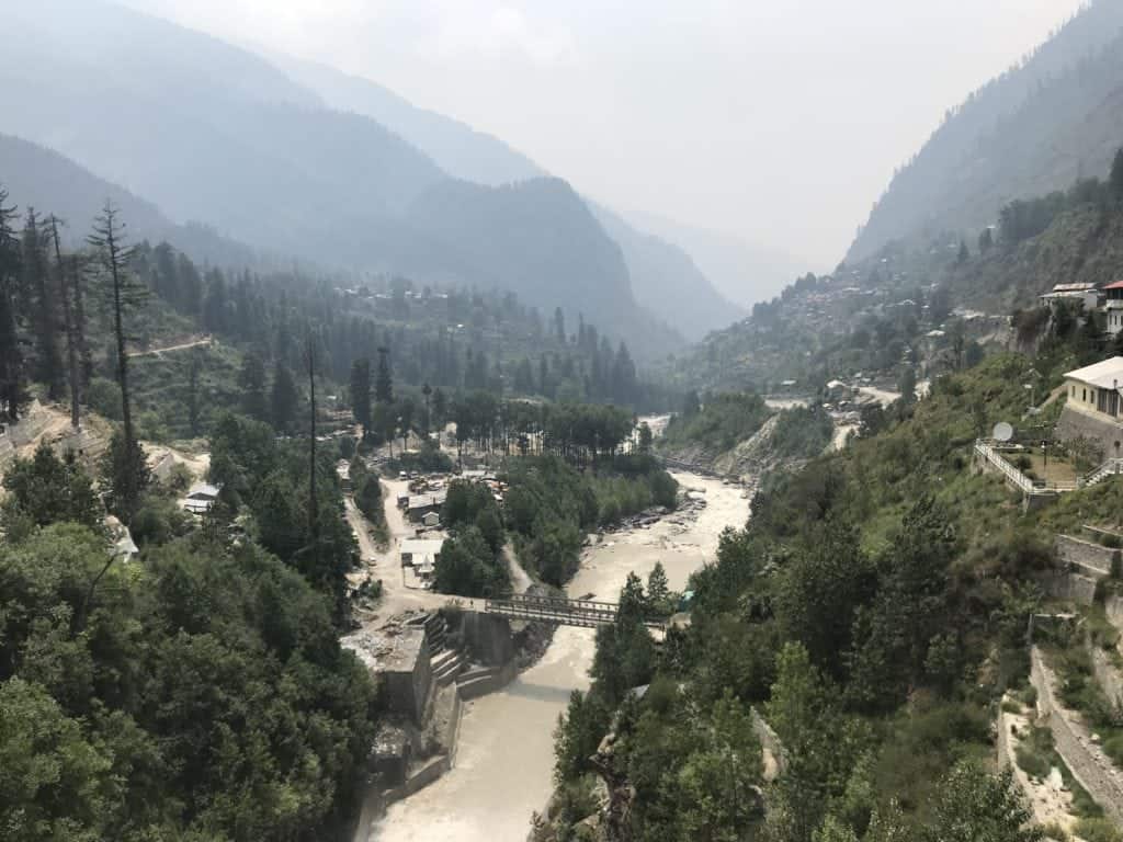 View from the bridge in the Barshaini - the base to Kheerganga trekking