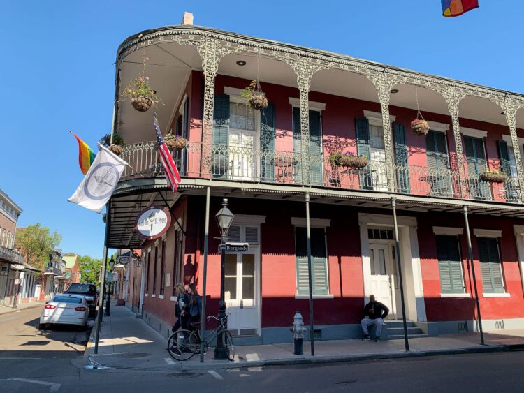 15 Cheap and Fun Things to Do in New Orleans - Go Backpacking 