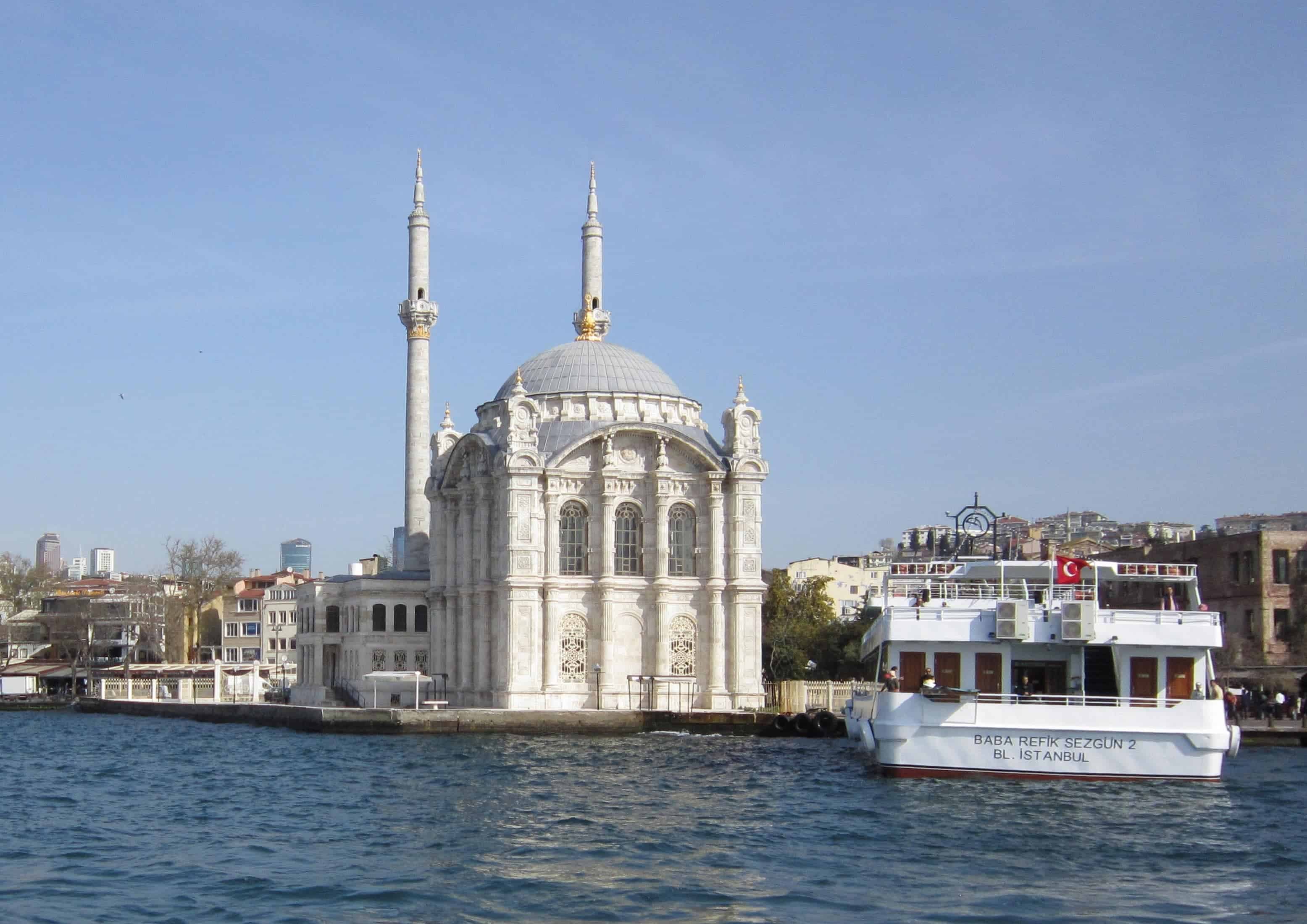 Ortakoy Mosque (photo: Jo Re from Pixabay)