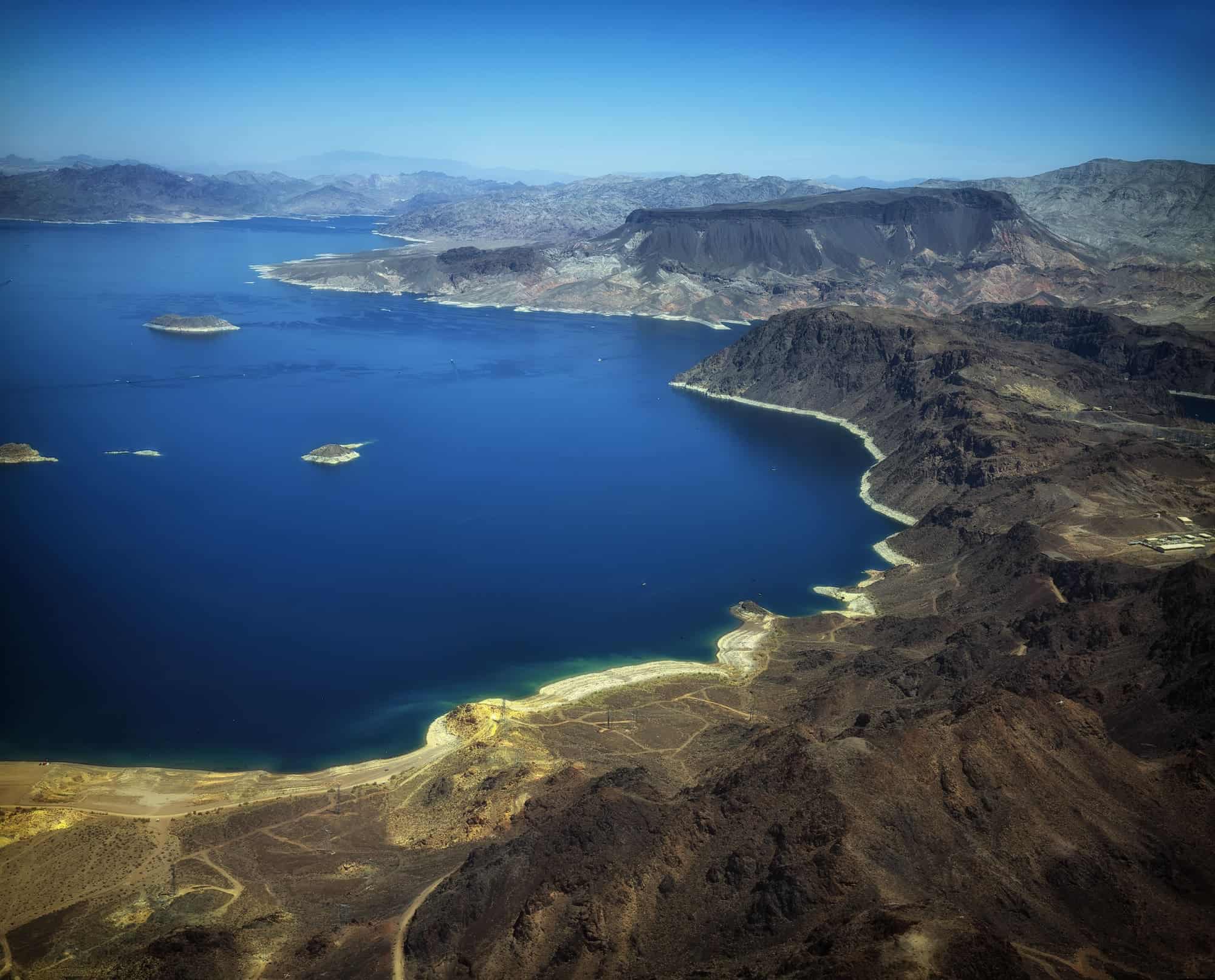 Lake Mead (photo: David Mark, Pixabay)