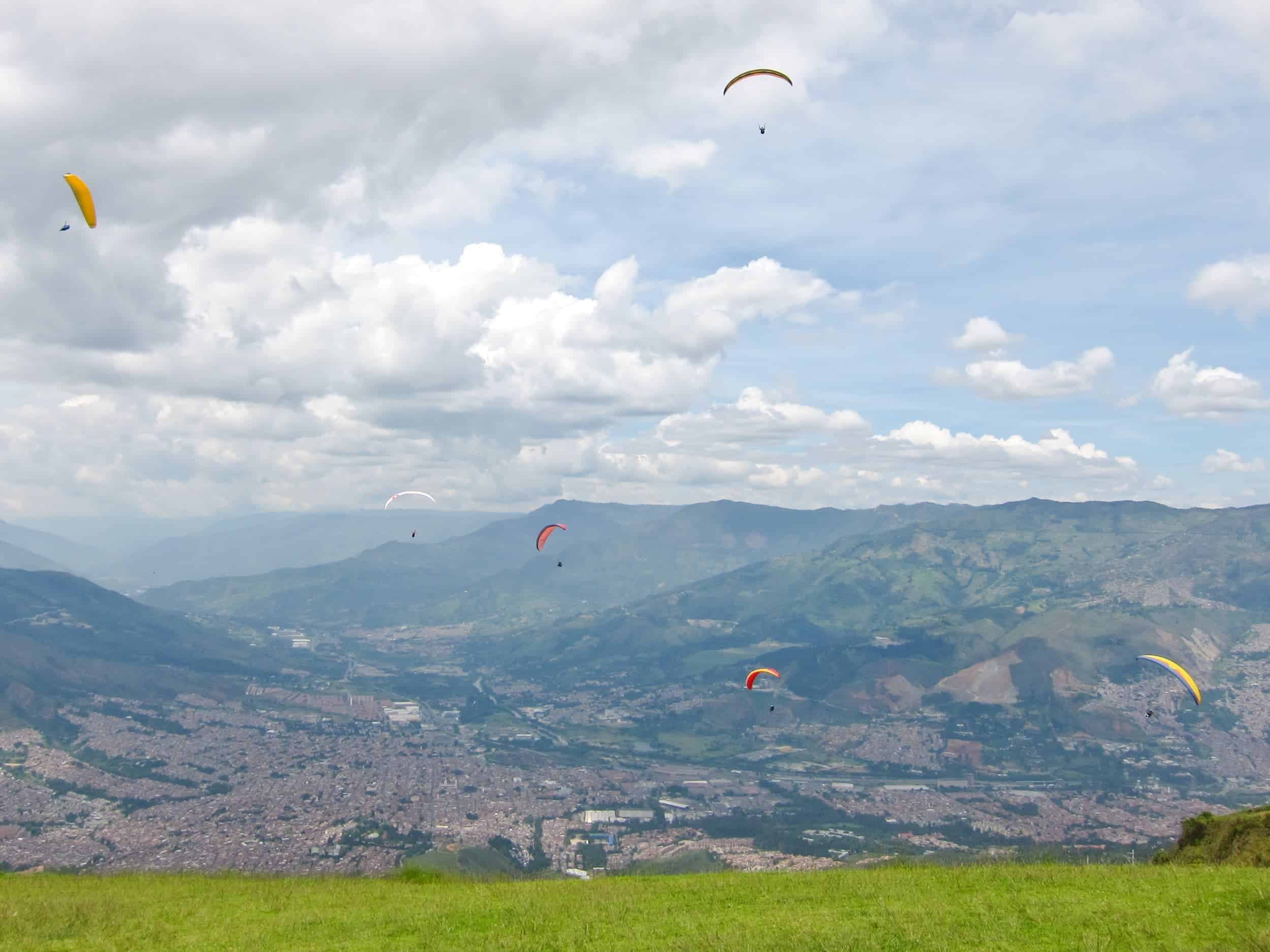 Paragliding in Medellin