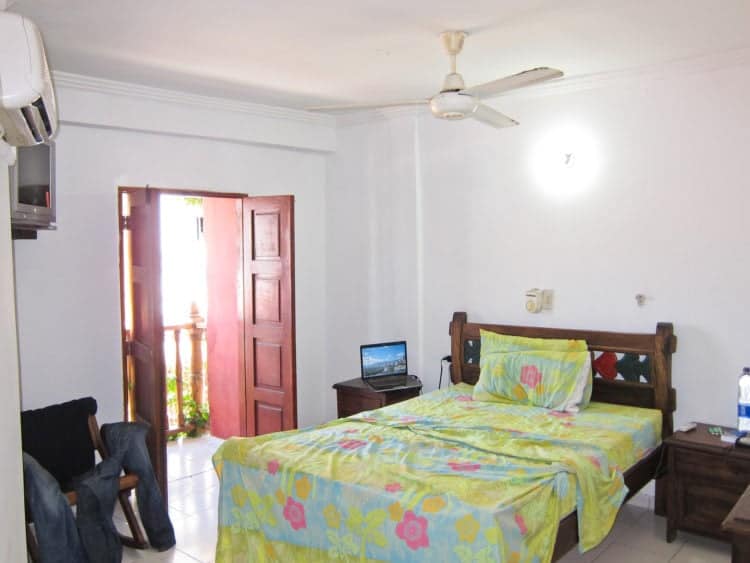 Private room with AC at a hostel in the Getsemani neighborhood of Cartagena