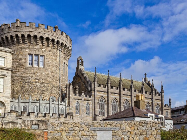 Dublin Castle (photo: papagnoc, Pixabay)