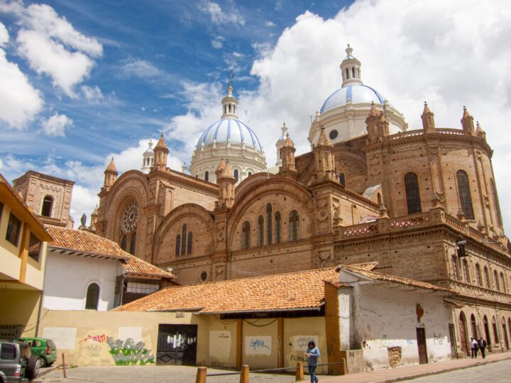 The blue and white domes of La Catedral