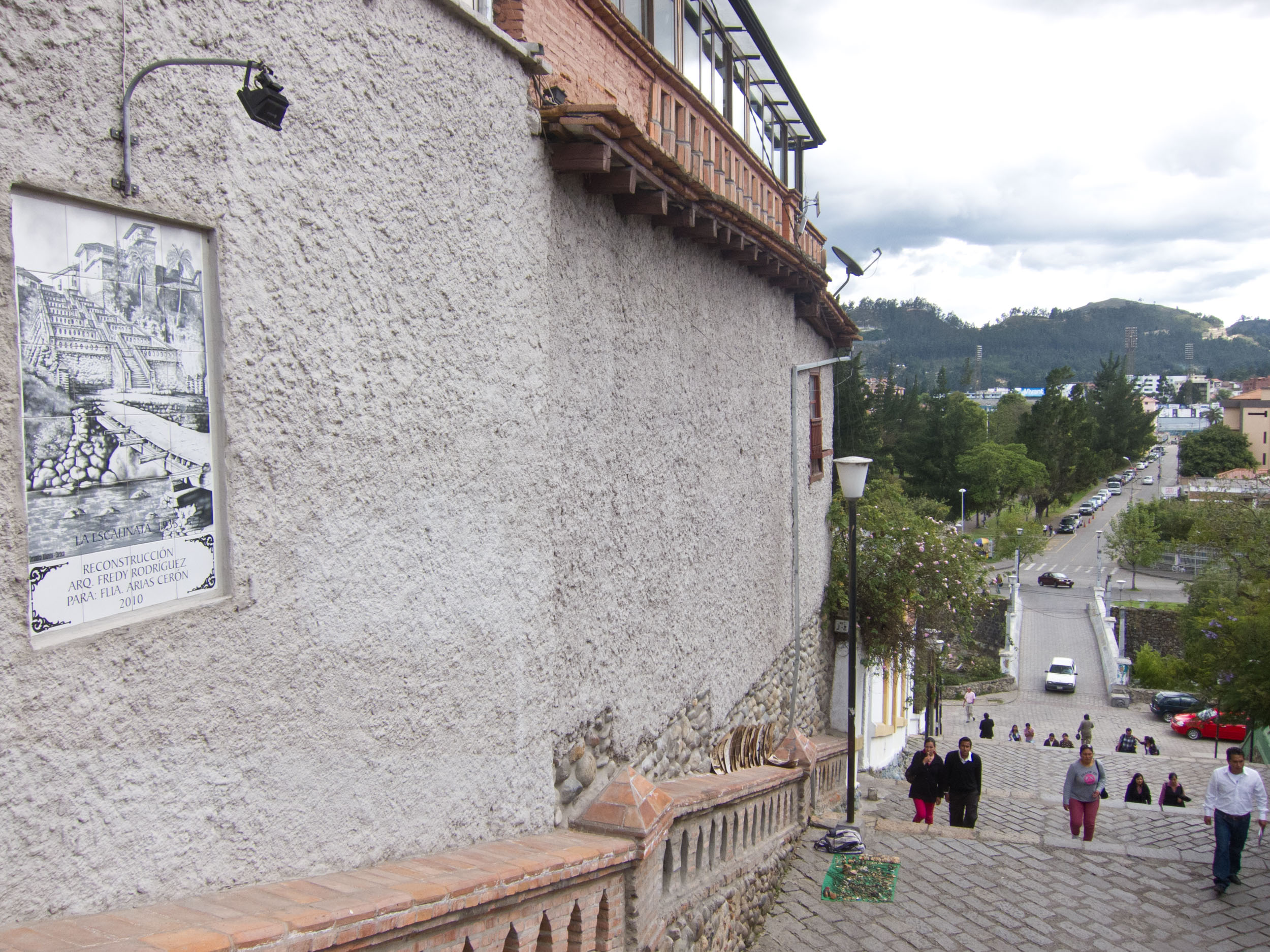 The Escalanita (stairs) connects central and southern Cuenca