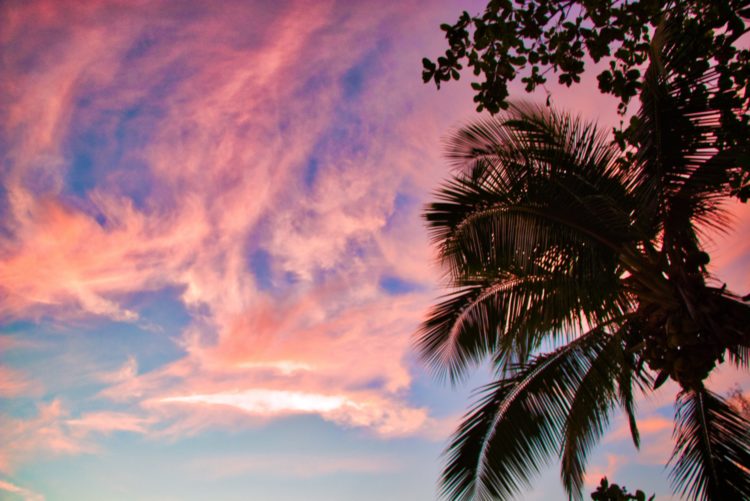 Sunset in Krabi, Thailand (photo: nextvoyage, Pixabay)