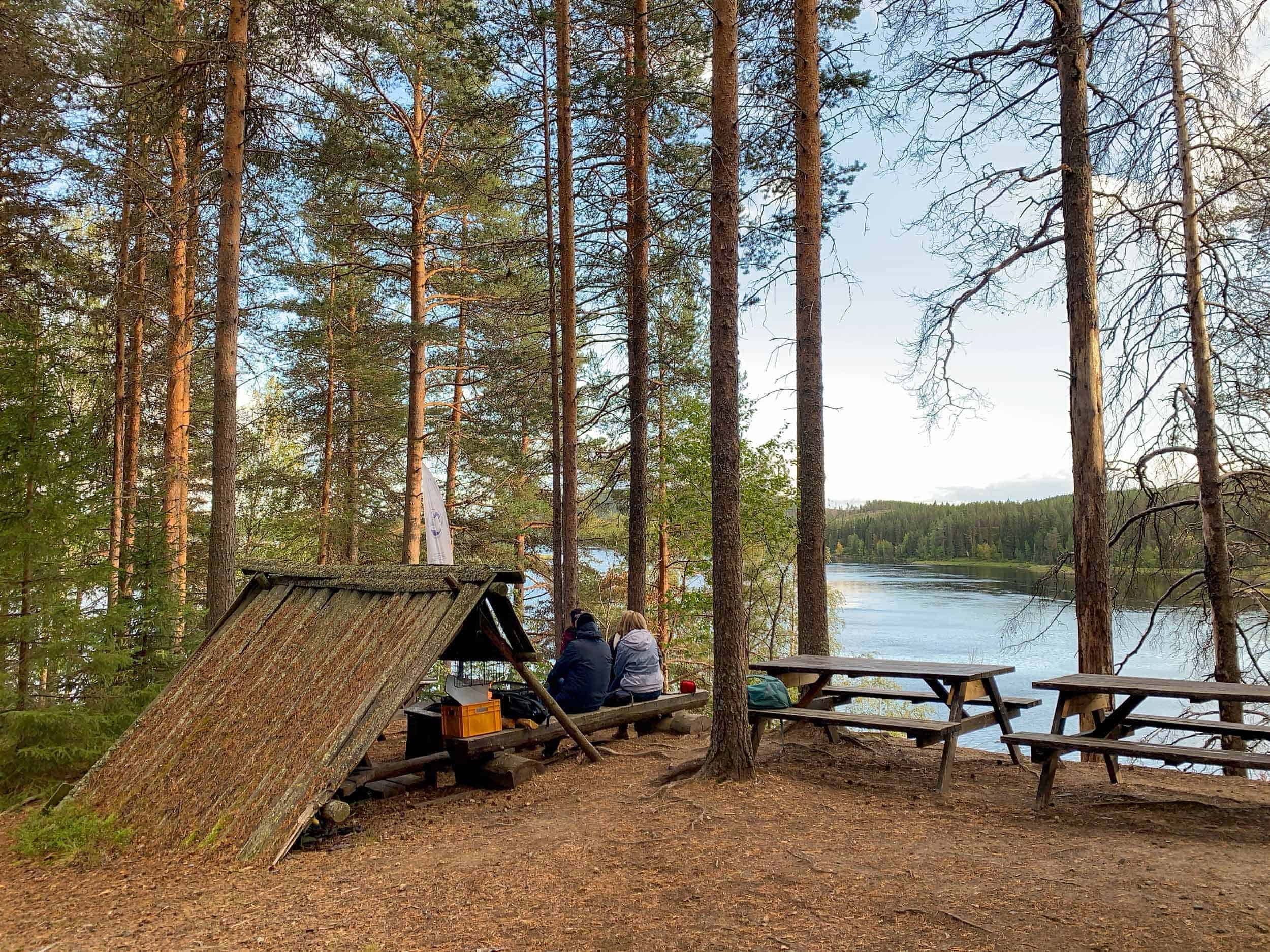 Forsknäckarna wilderness camp