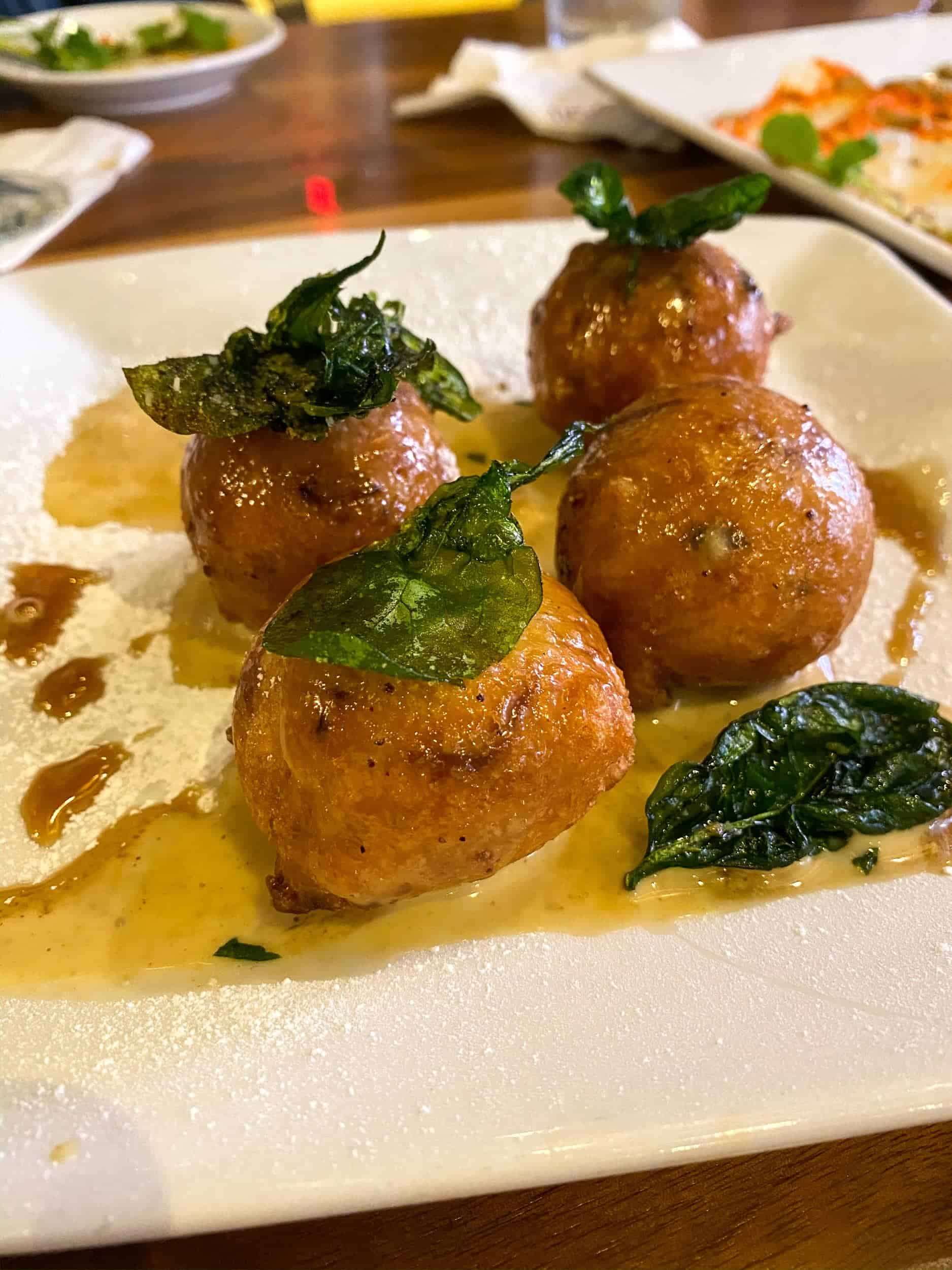 Beignets with foie gras fondue