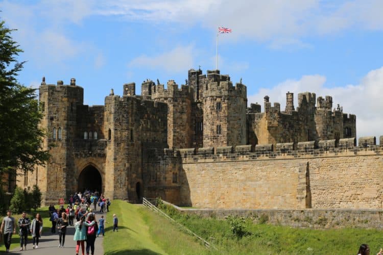 Alnwick Castle (photo: nickfrom, Pixabay)