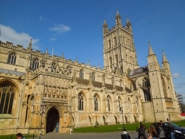Gloucester Cathedral (photo: Michael Schwinge, Pixabay)