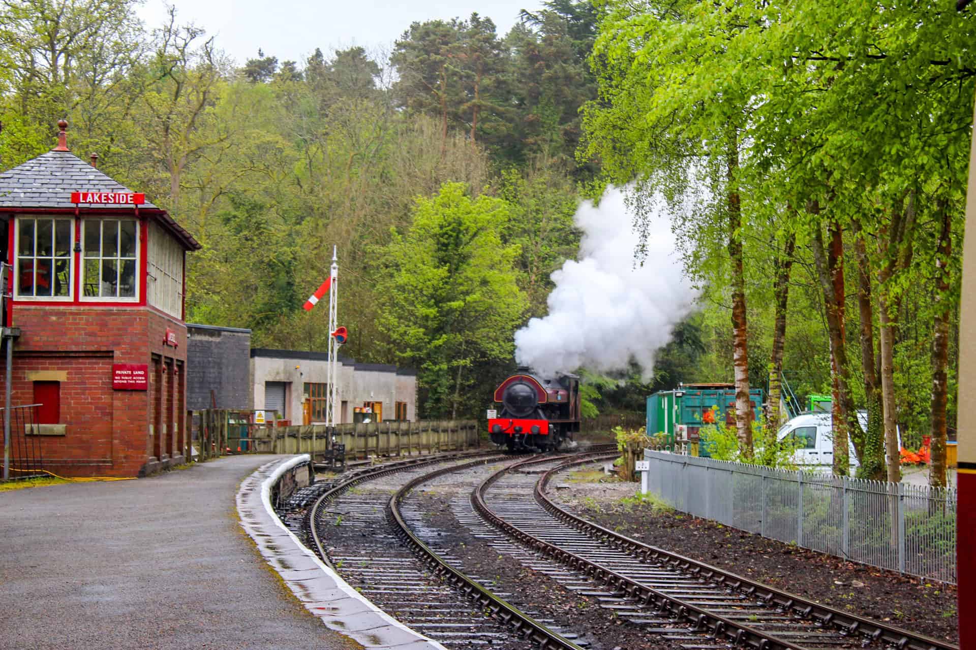 Steam train (photo: Laura Donnellan, Pixabay)