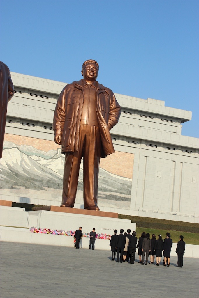 Kim Il Sung statue