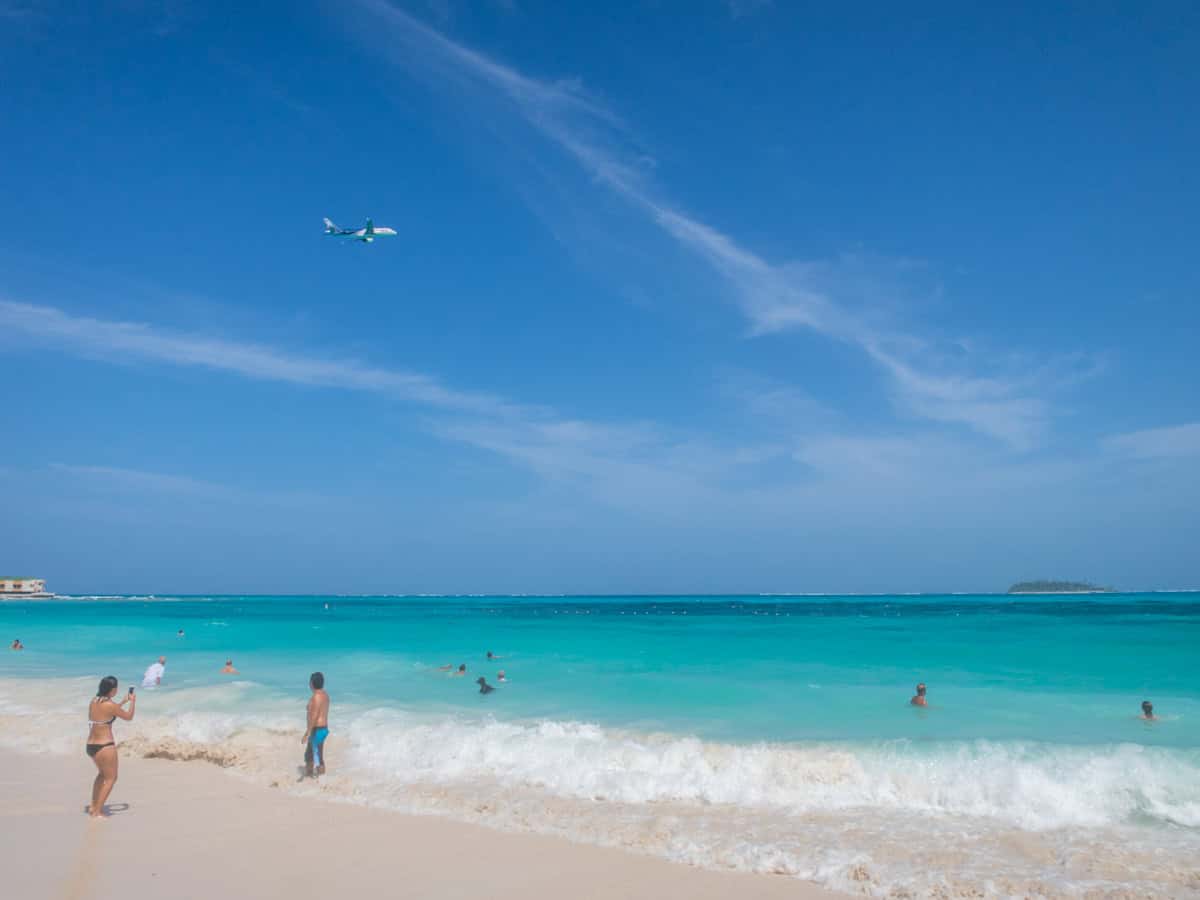 Plane flying over San Andres island