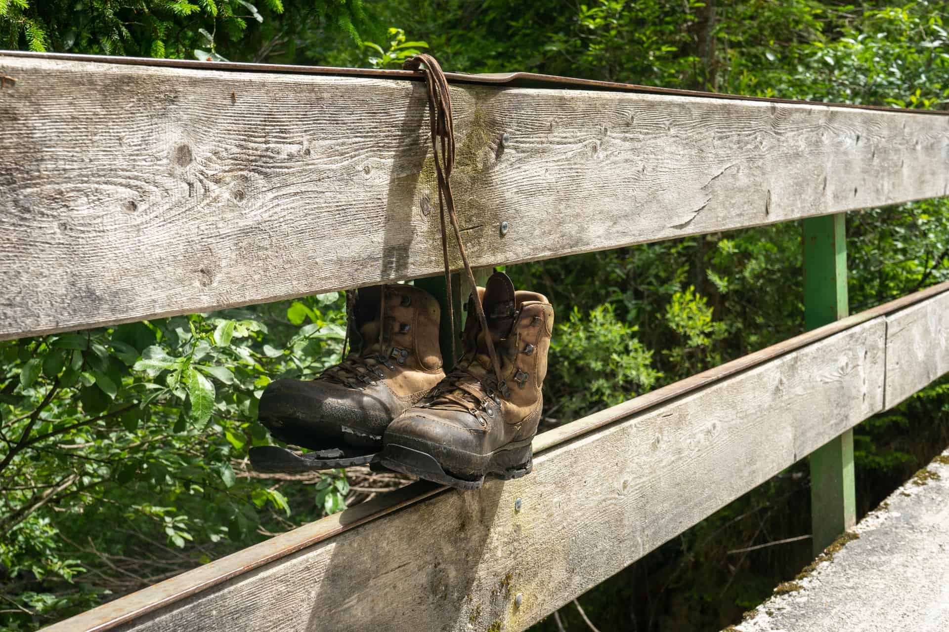 Hiking boots (photo: Ian Taylor, Unsplash)