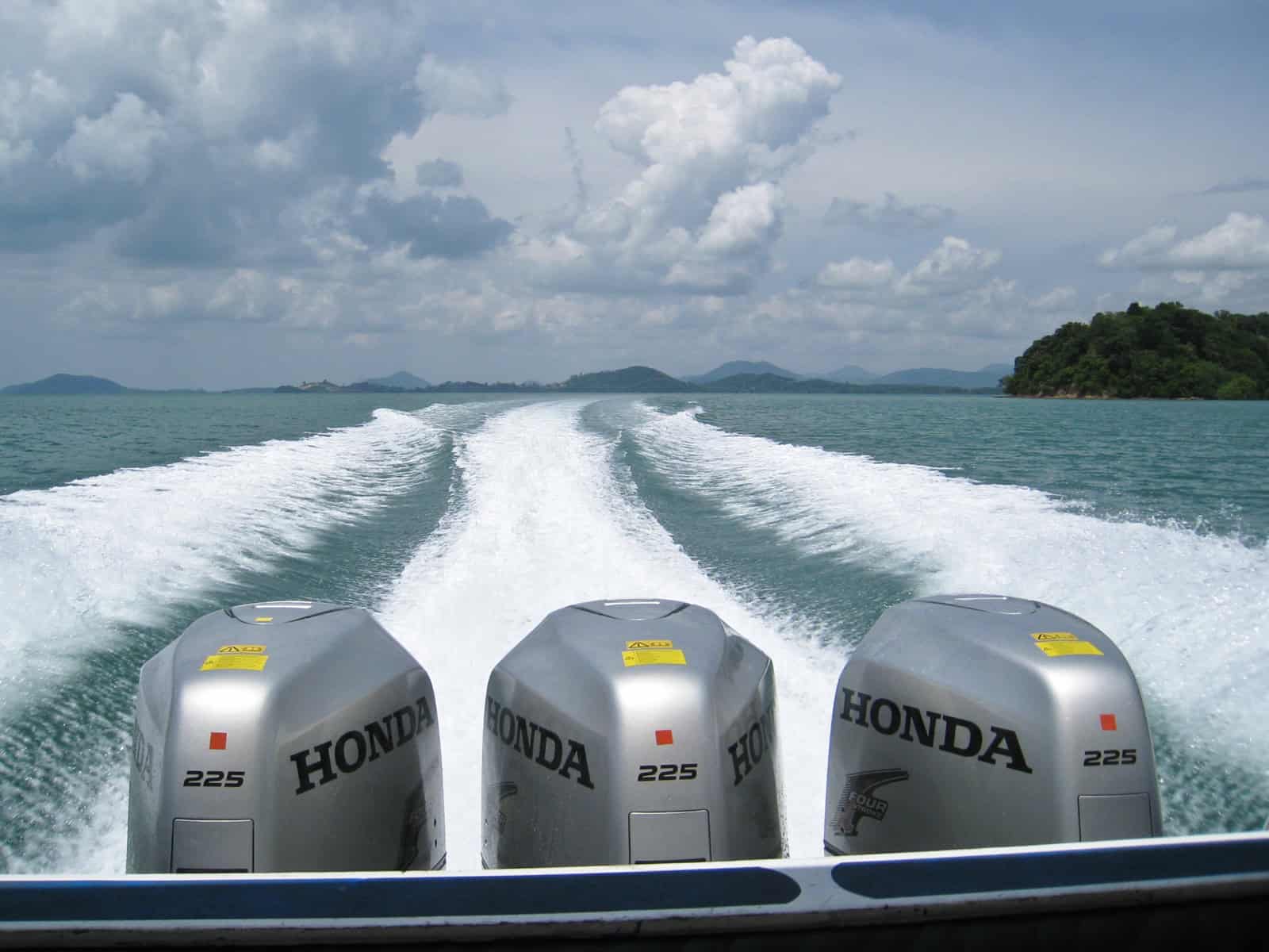 675-horsepower motorboat in Thailand