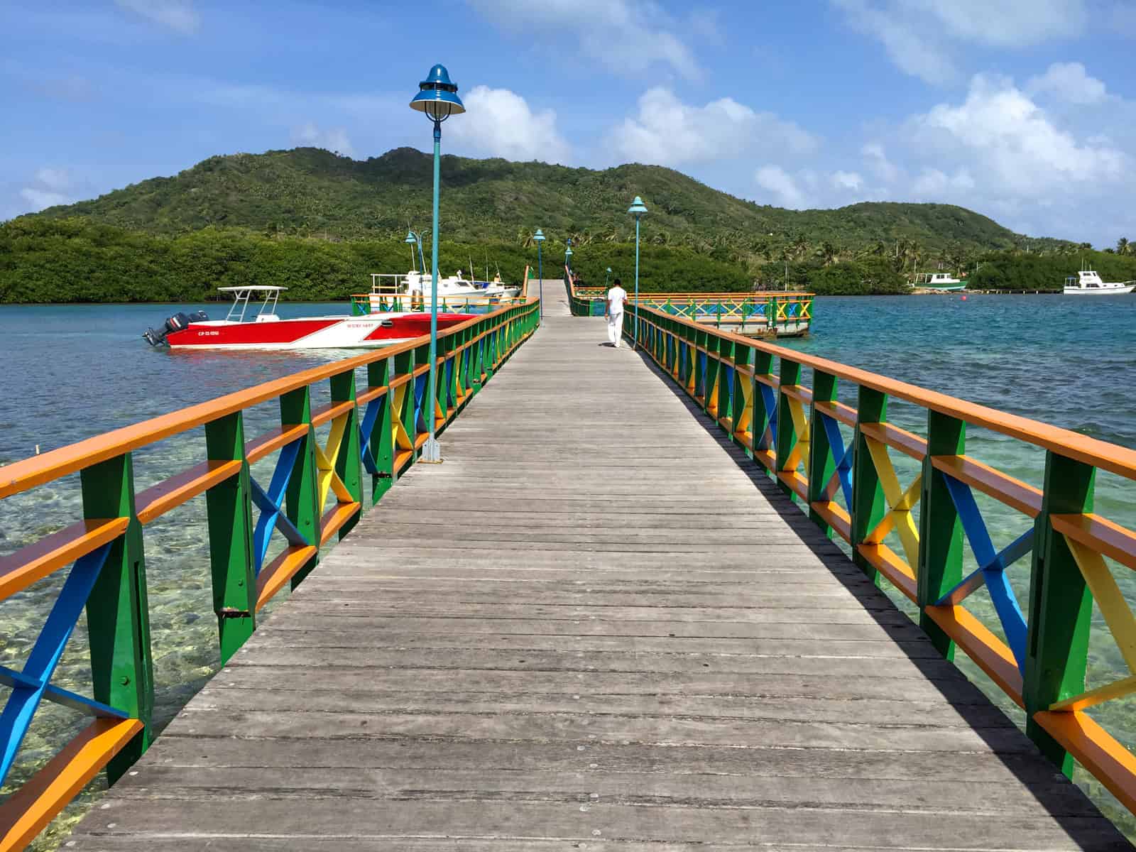 Boardwalk connecting Providencia and Santa Catalina islands