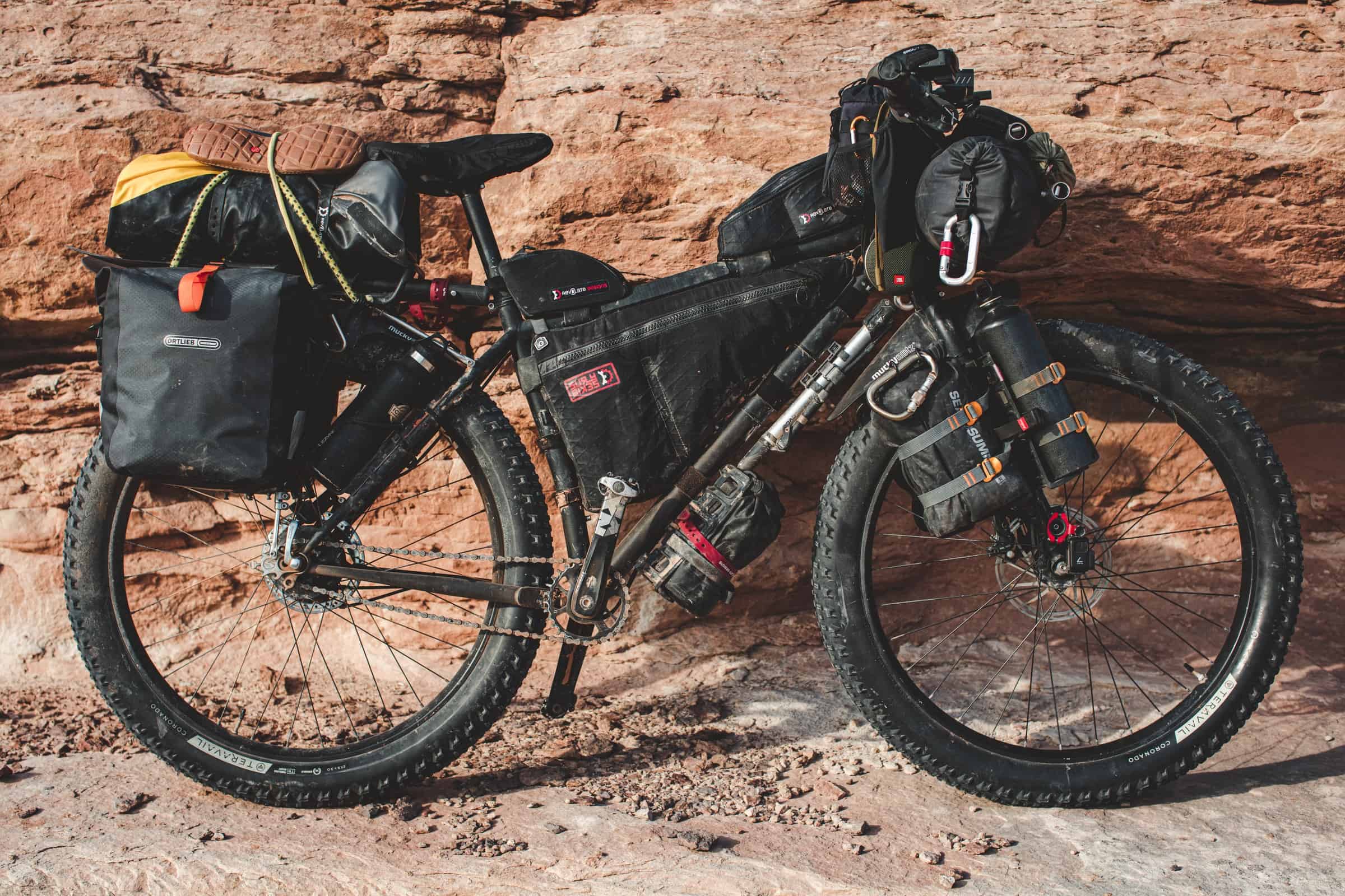 Bikepacking (photo: Patrick Hendry)