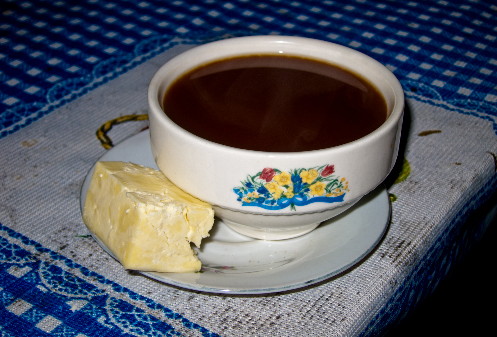 Hot chocolate and cheese is a typical Colombian food combo in Valle de Cocora.