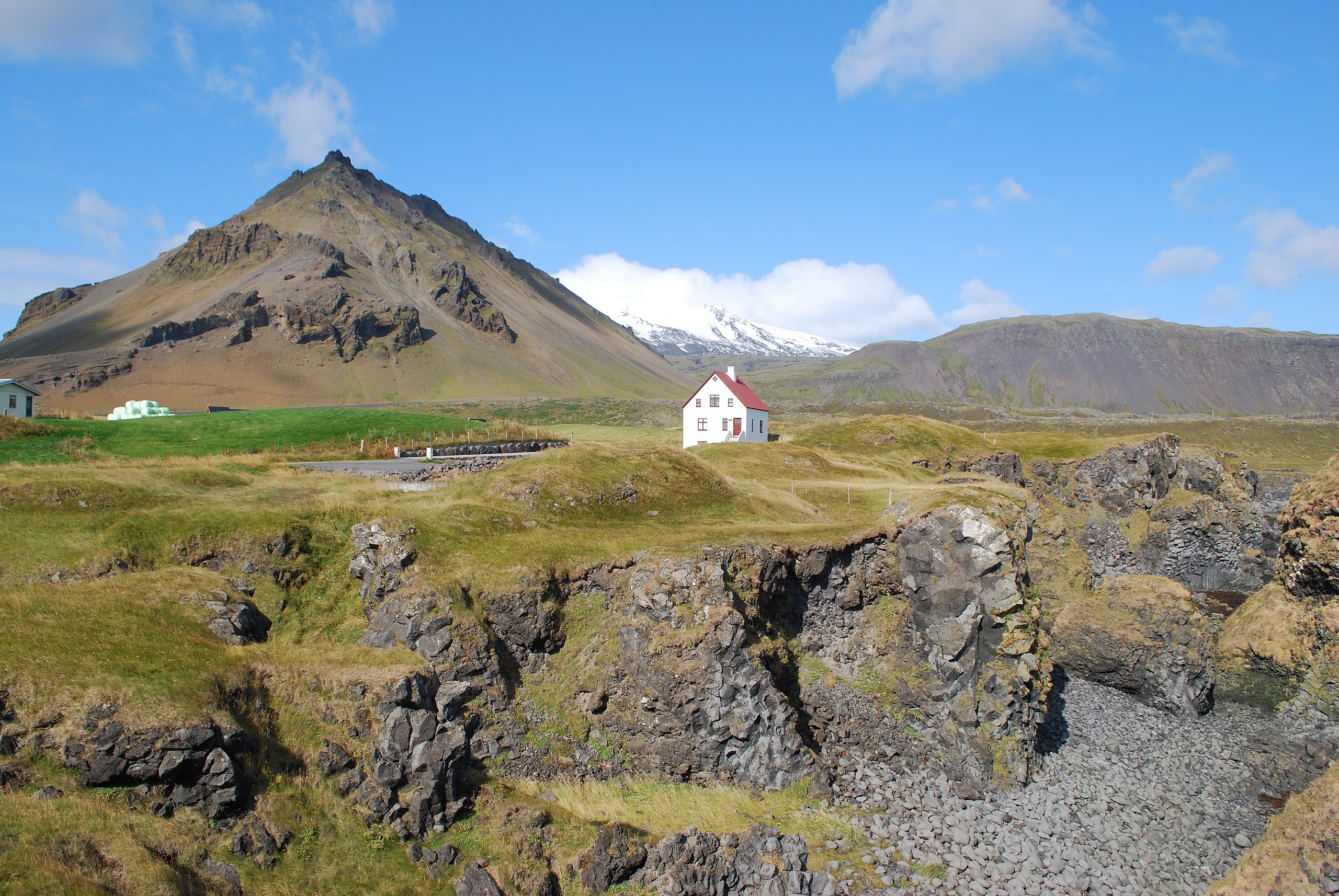Arnarstapi, Iceland (photo courtesy Wikimedia Commons)