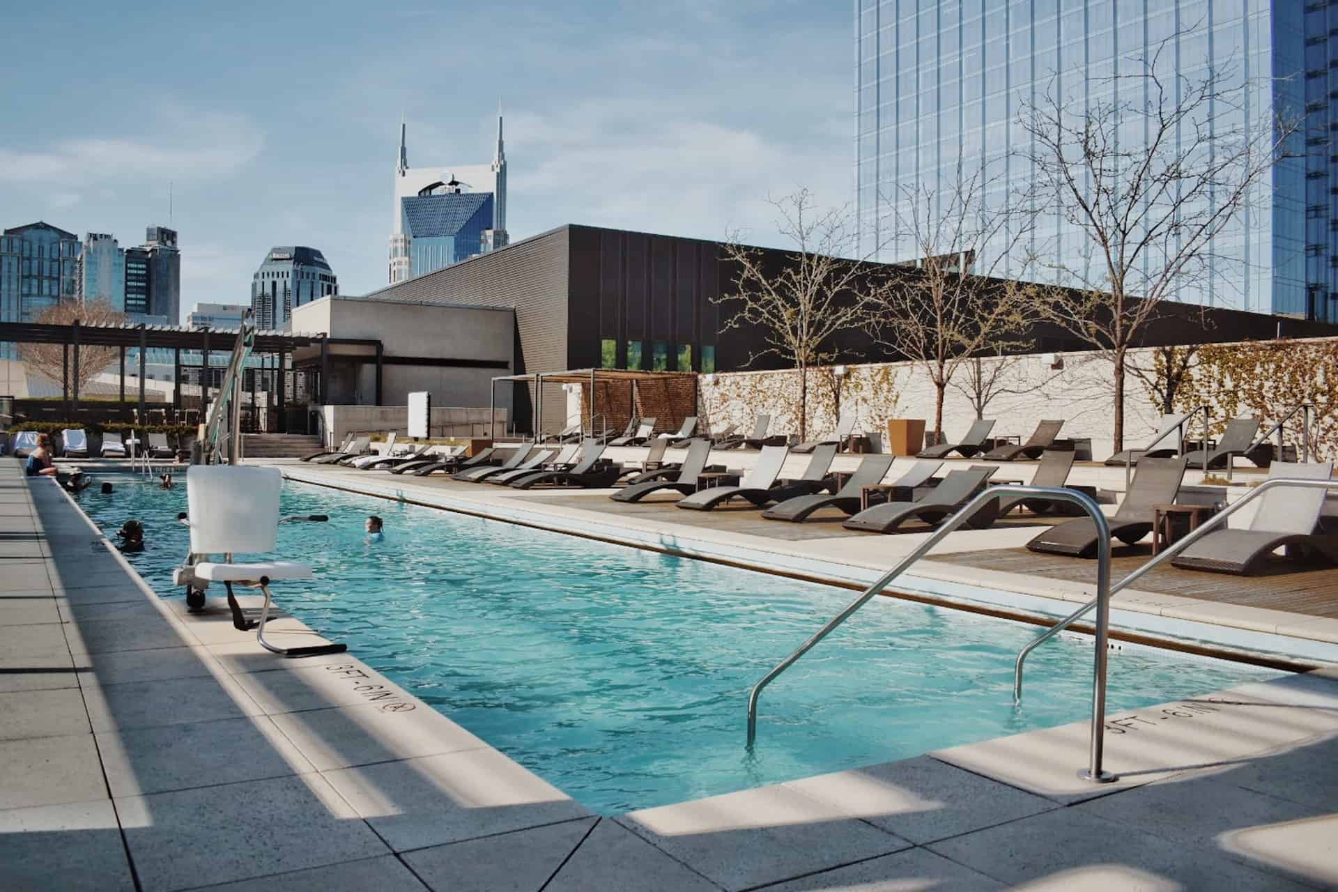 Hotel pool (photo: Leah Hetteberg)