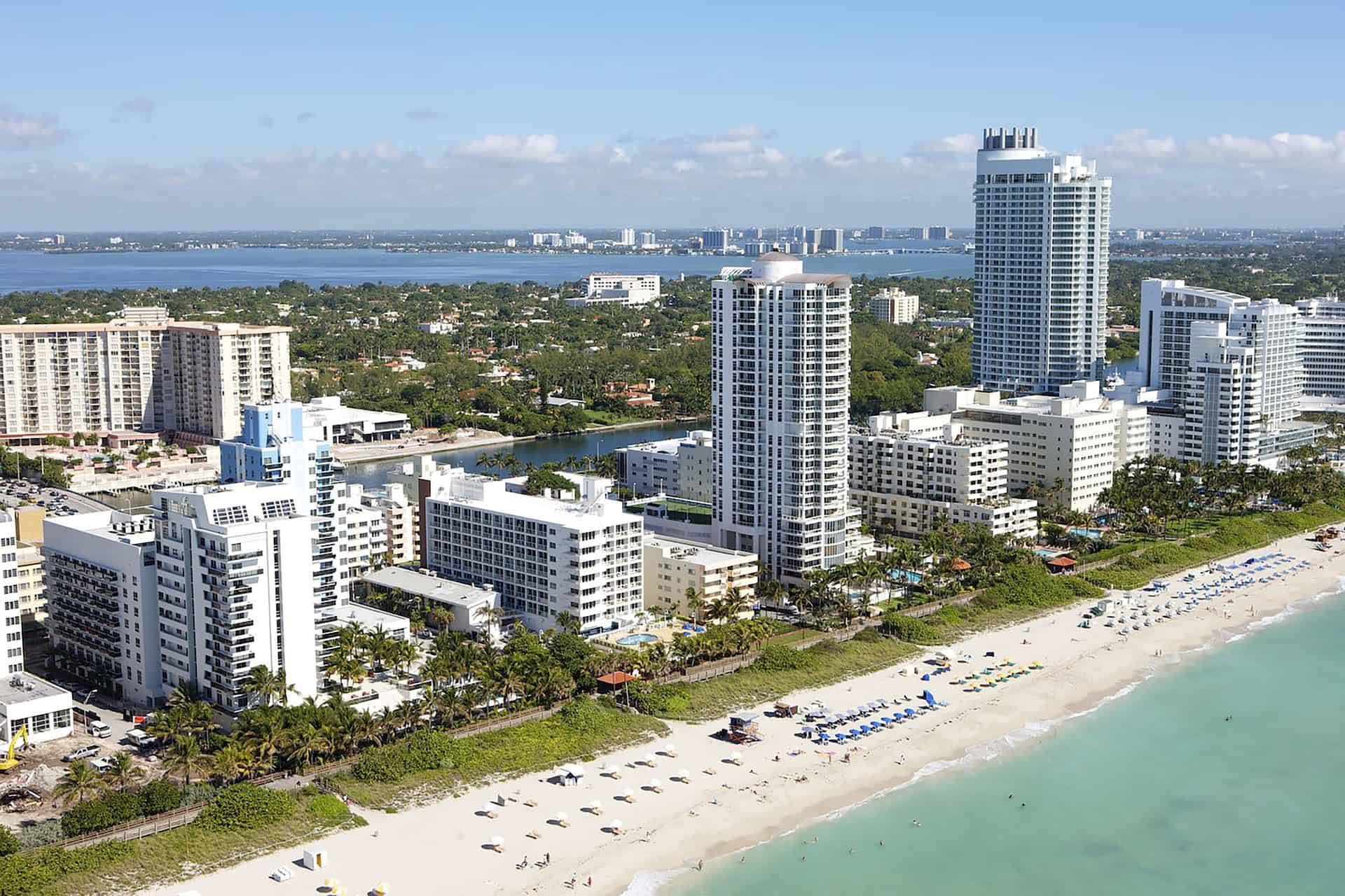 Miami Beach, FL (photo: Antonio Cuellar)