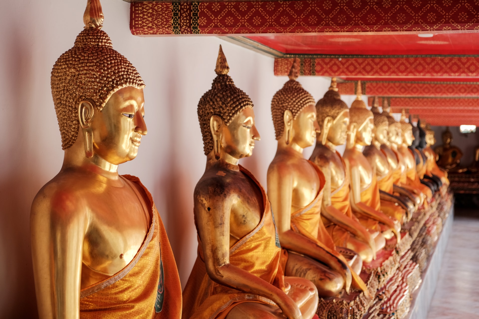 Buddhas at Wat Pho (photo: Jacob Guse)
