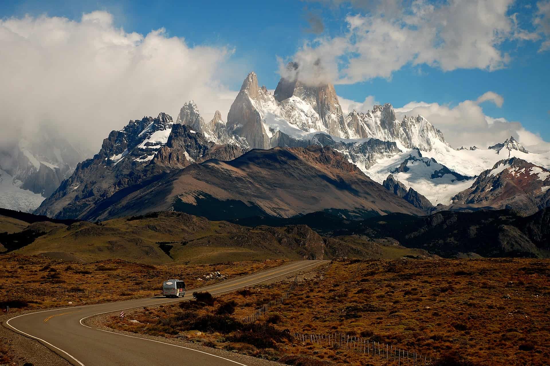 Mountains in Patagonia (photo: Snowscat)