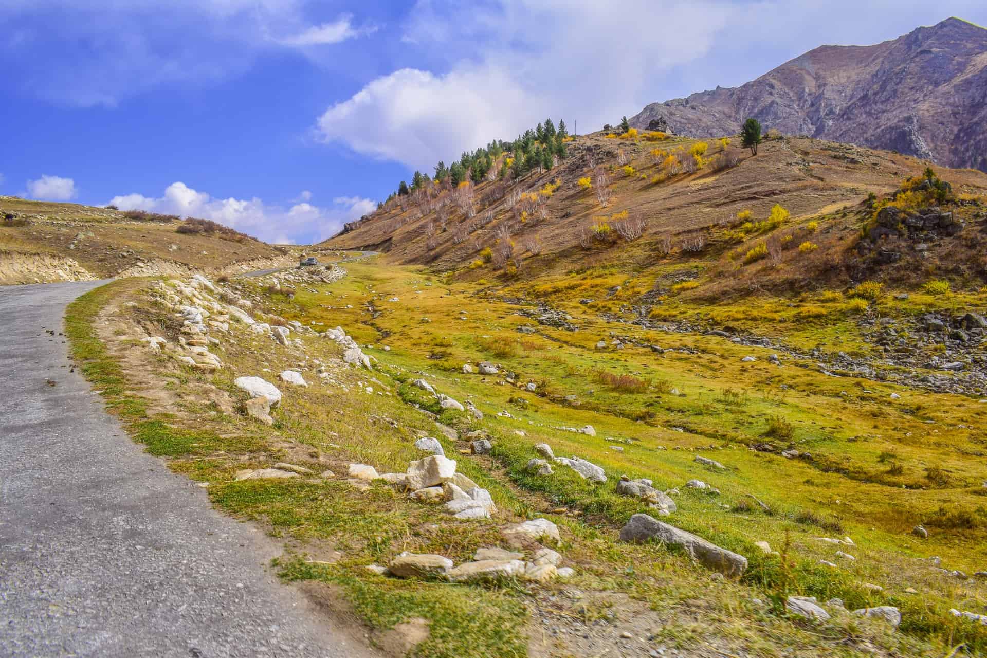 The road through Deosai National Park in Skardu, Pakistan (photo: Mehtab Farooq)