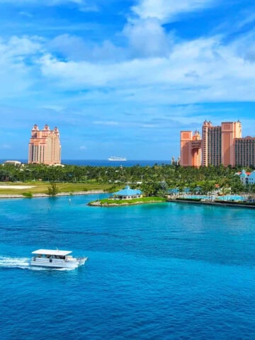 The Atlantis Paradise Island (photo: Georgy Trofimov).
