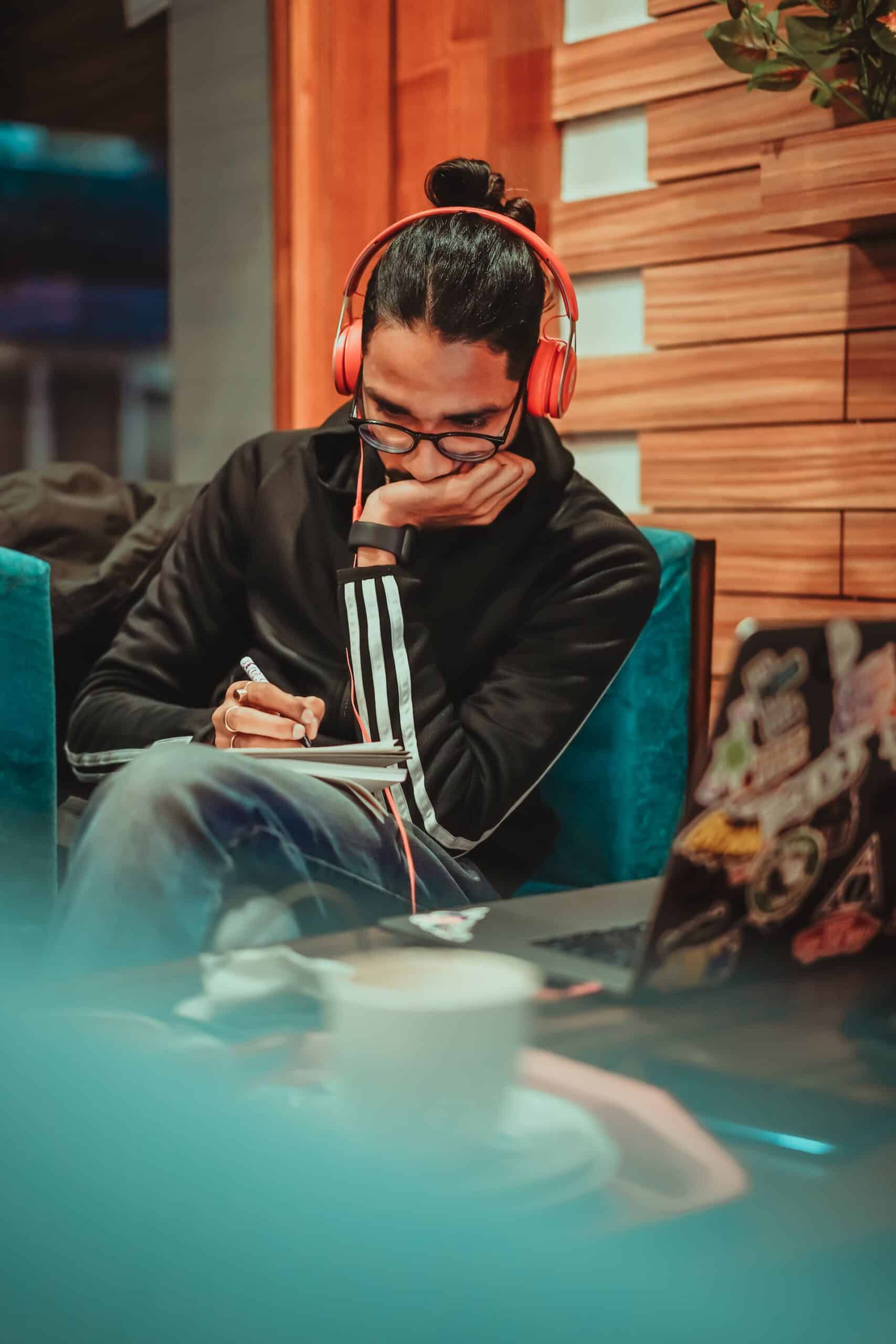 Man wearing headphones (photo: Dollar Gill)