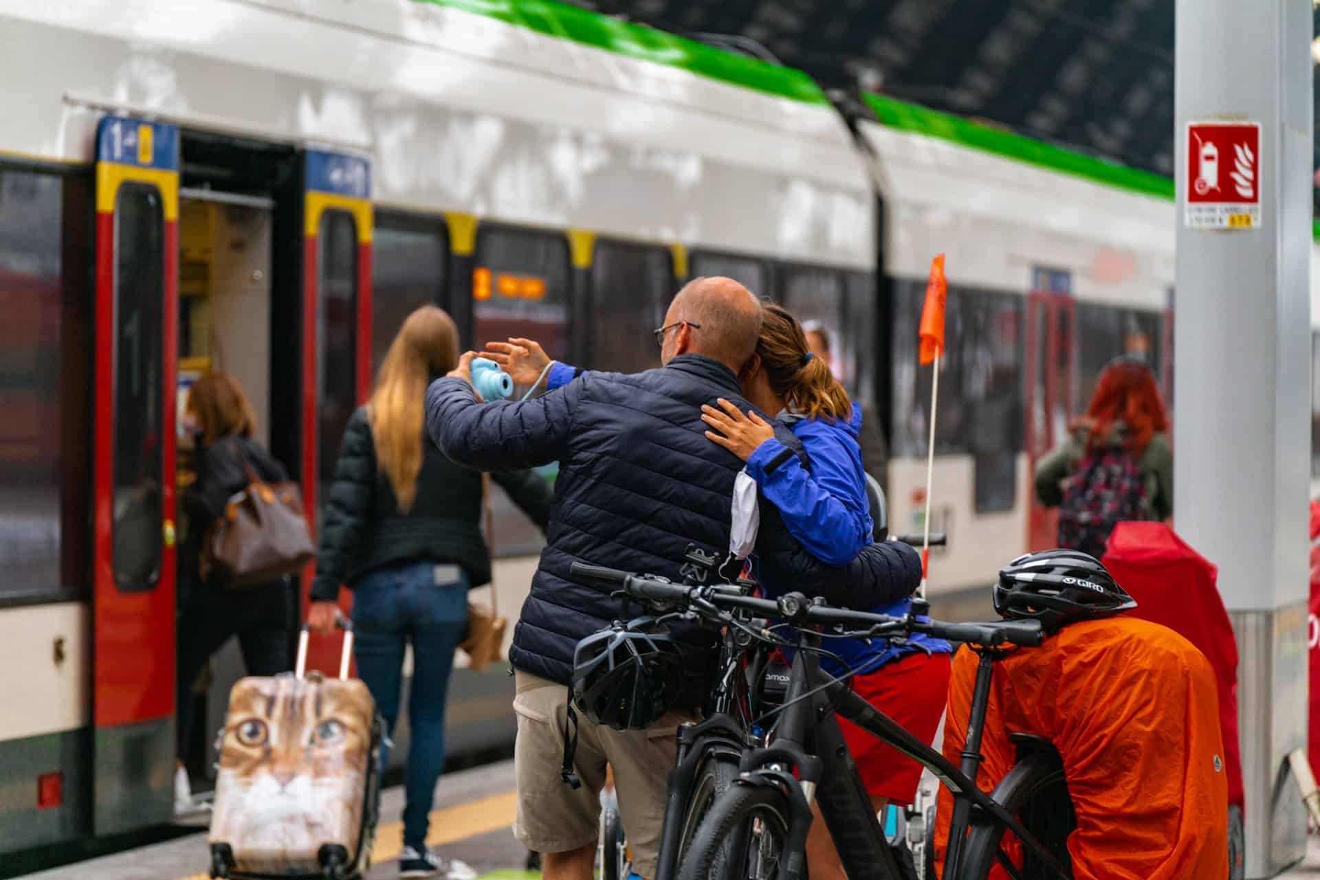 Selfie at the Milan train station (photo: Anastasia Nelen)