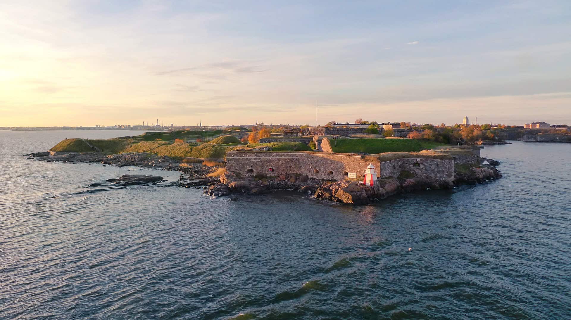 Suomenlinna fortress (photo: Marjatta Cajan)