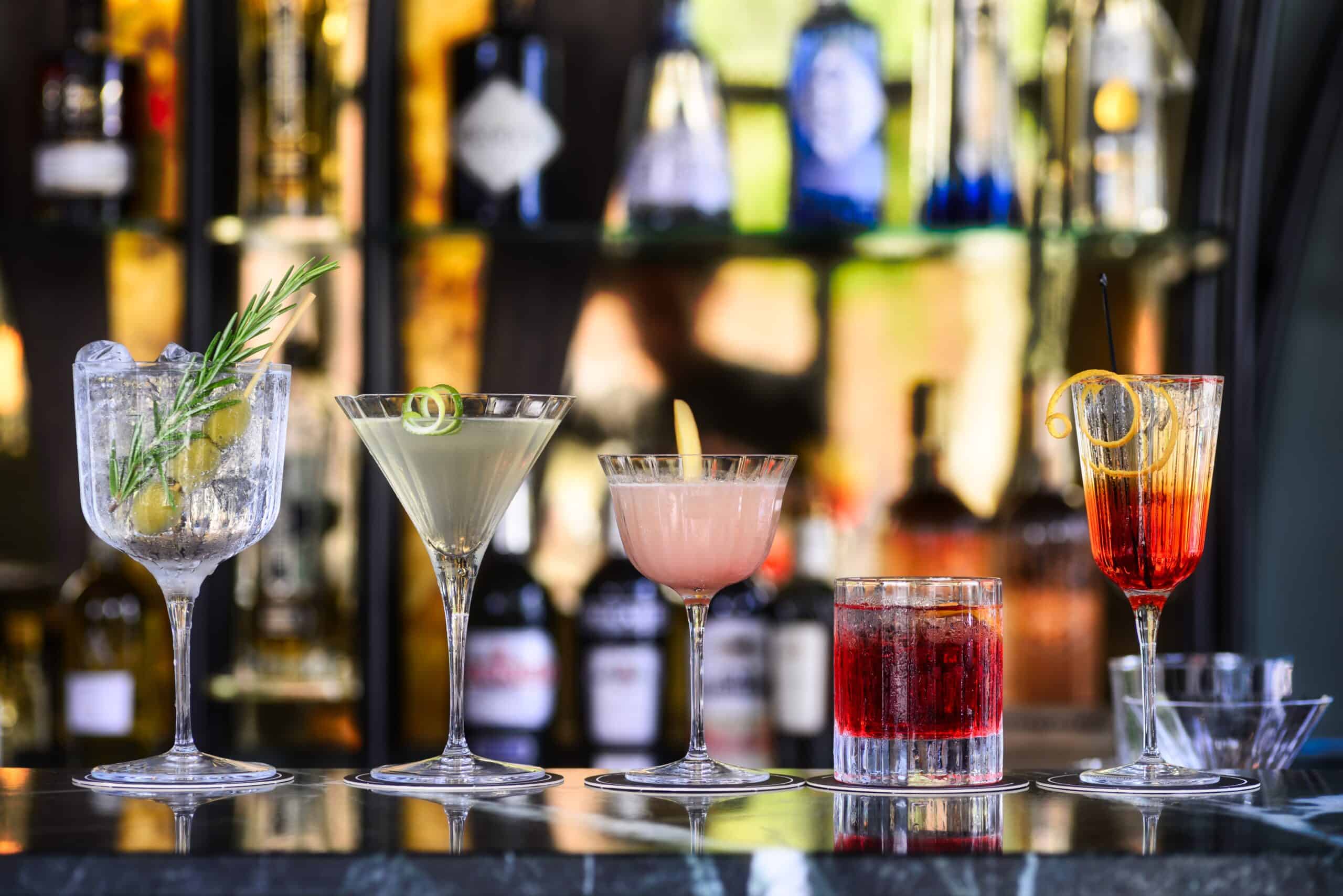 kant ligevægt lovende 8 UK Cocktail Bars For Fantastic Drinks - Go Backpacking