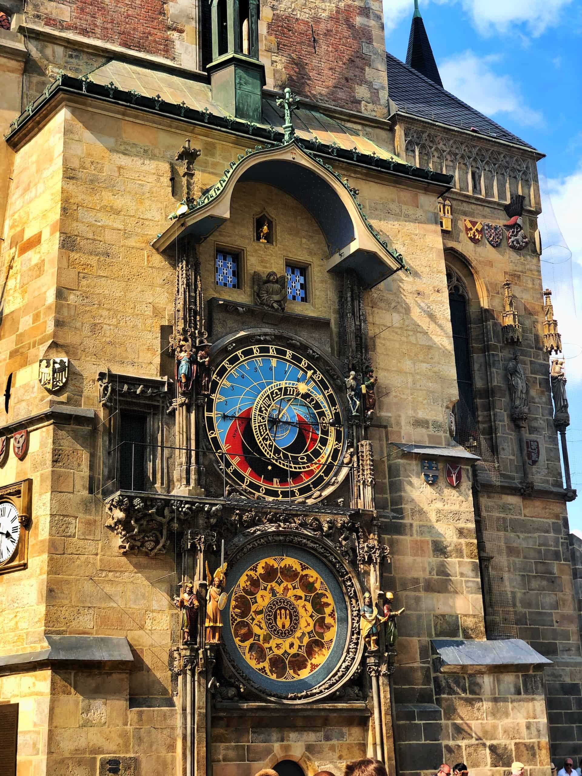 Clock in the Old Town Square of Prague (photo: Abdullah Y?lmaz)