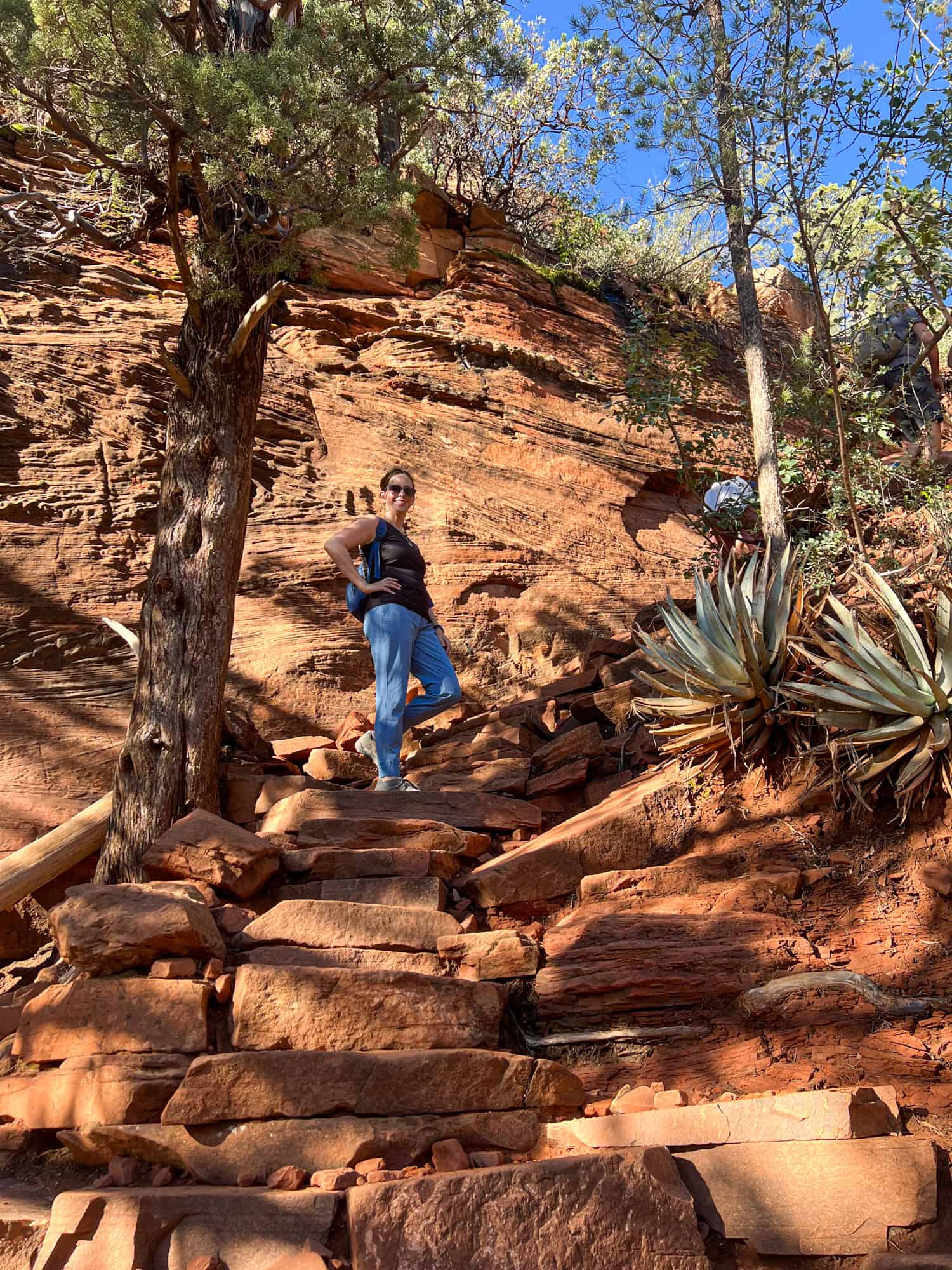 Kel hiking to Devil's Bridge Sedona