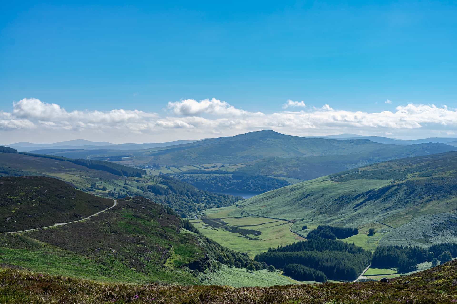 Lough Dan, Wicklow Mountains, Ireland (photo: Ving N)