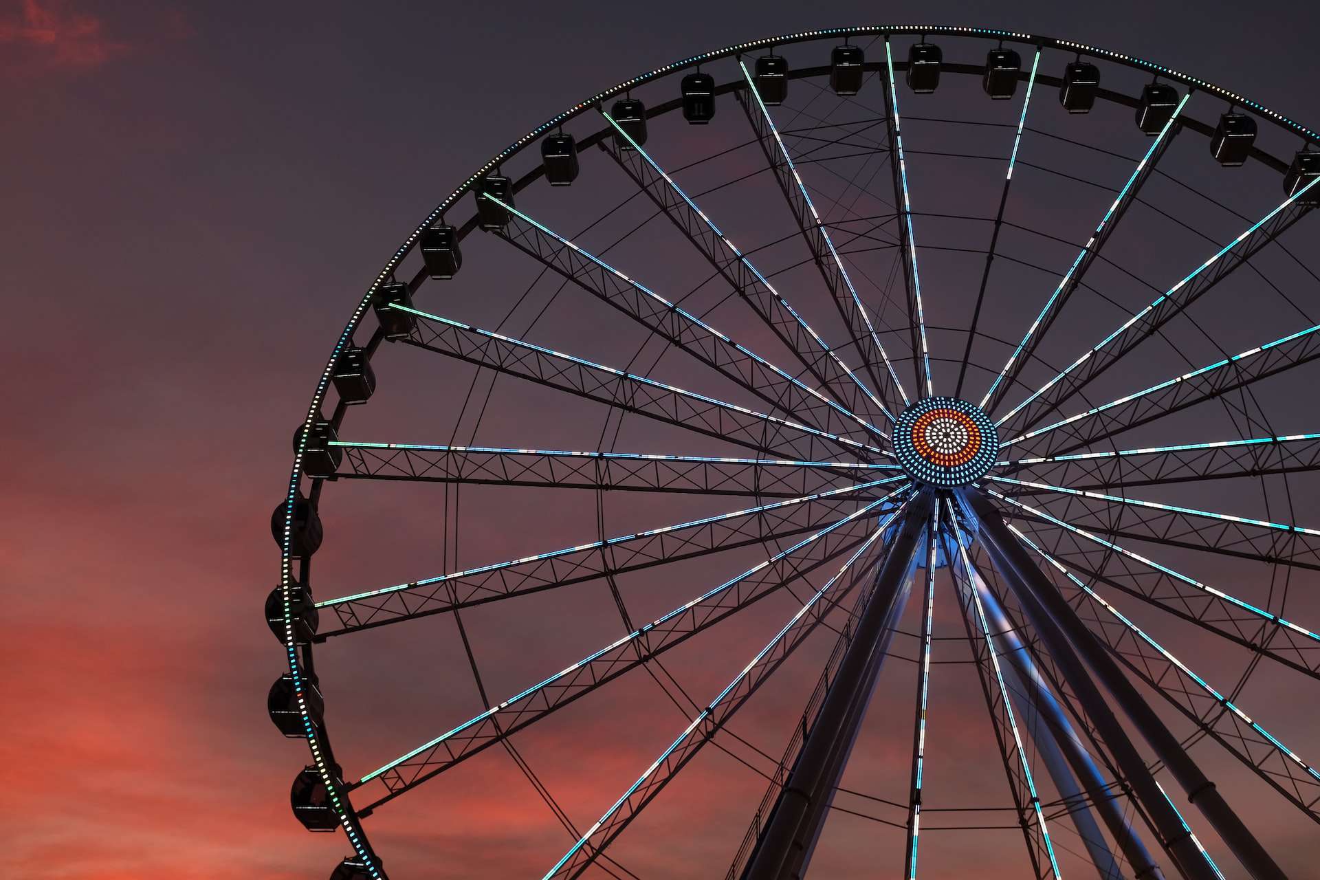 Ferris wheel in Pigeon Forge (photo: Steve Shreve)