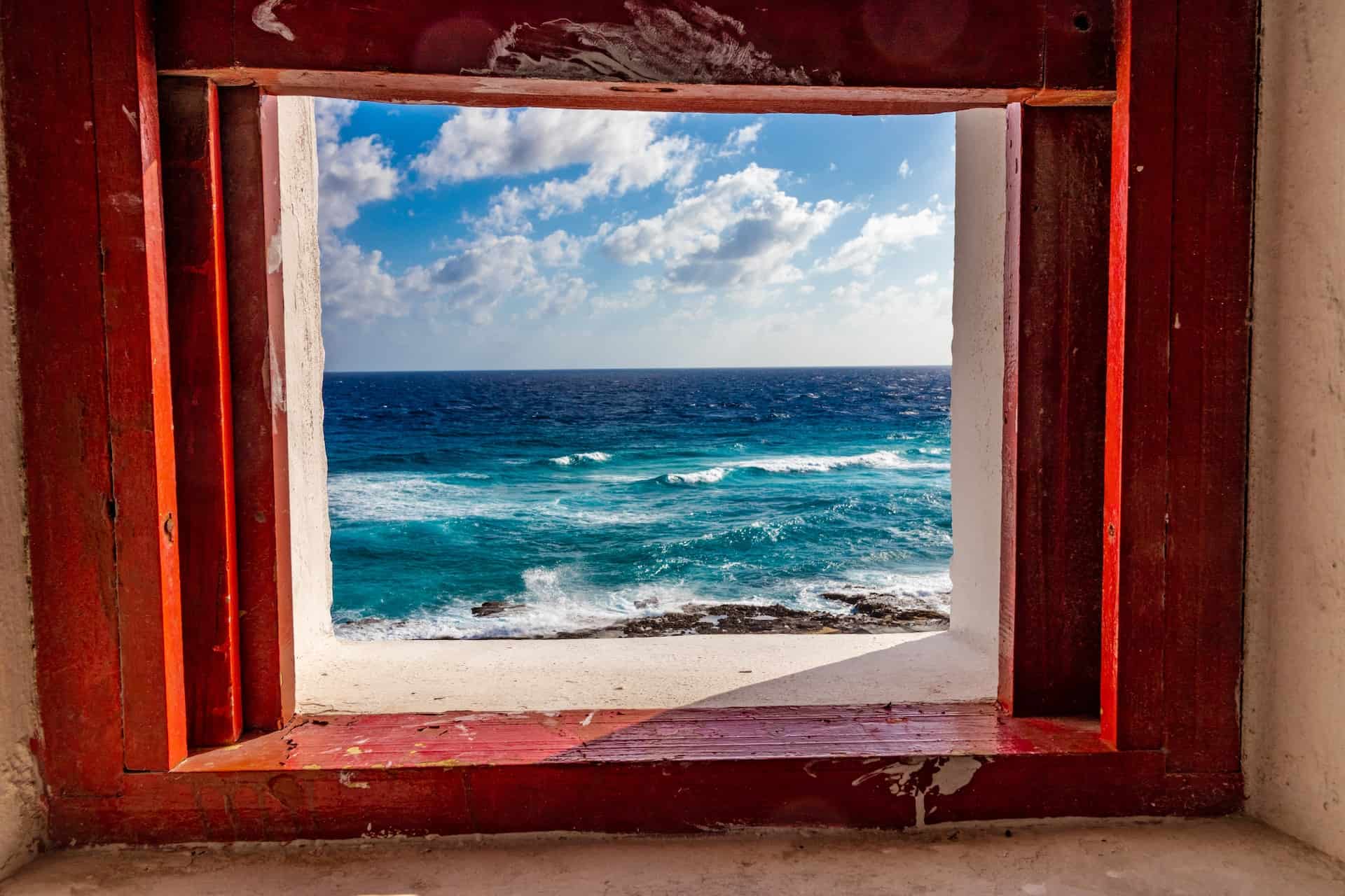 Sea view from Cozumel (photo: Devin H)