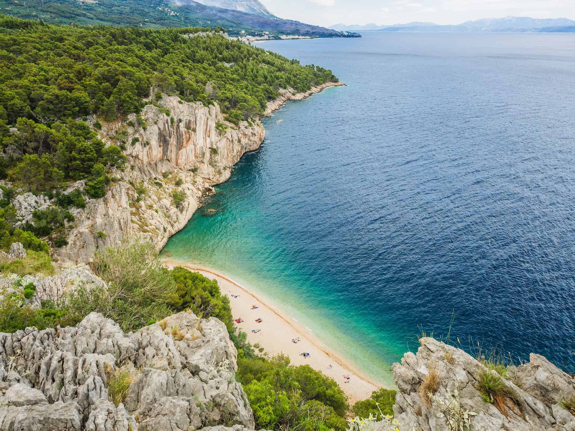 Overhead view of Nugal Beach (photo: Ante Hamersmit)