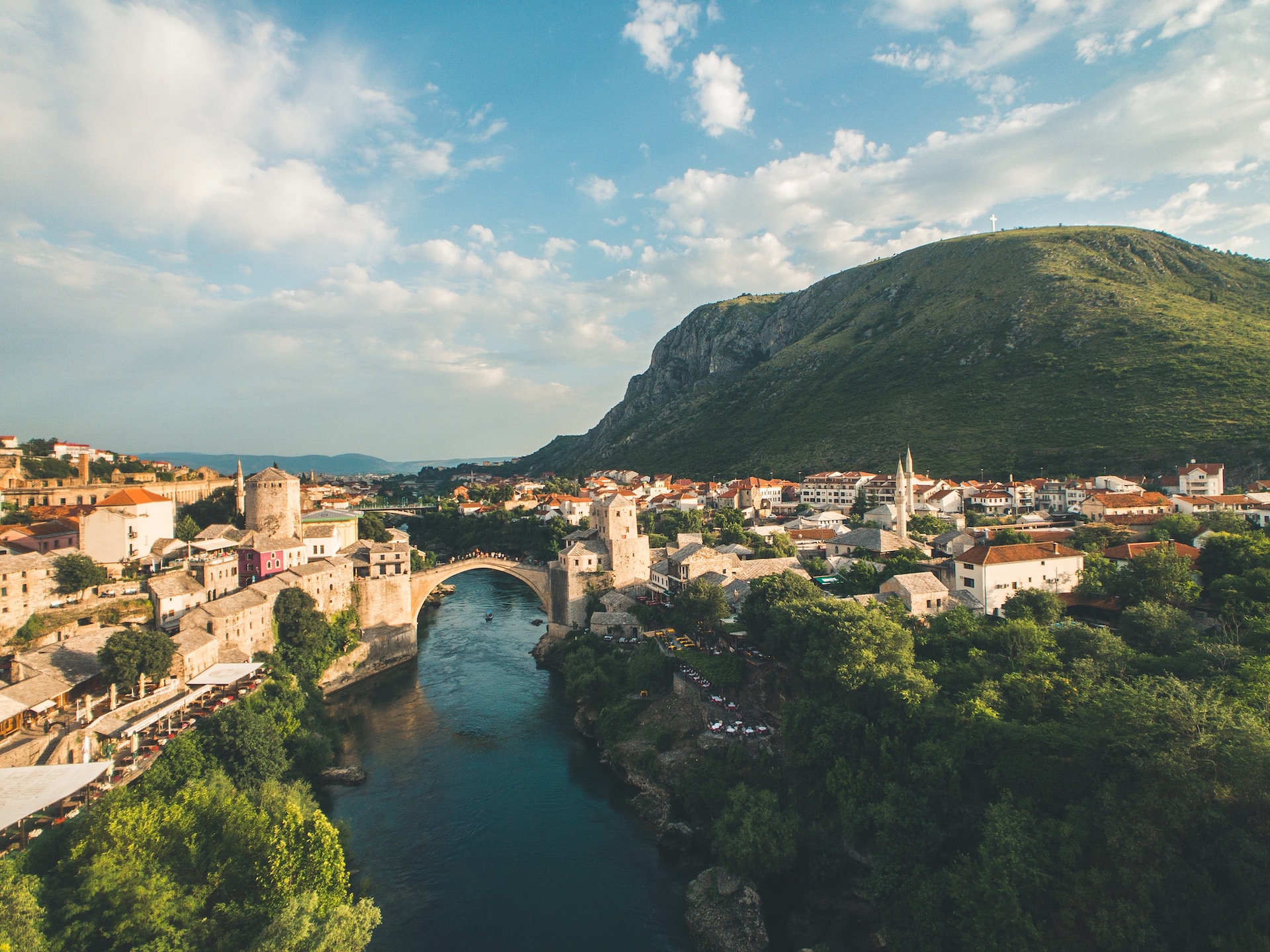 Starimost Bridge in Old Town Mostar (photo: Yu Siang Teo)