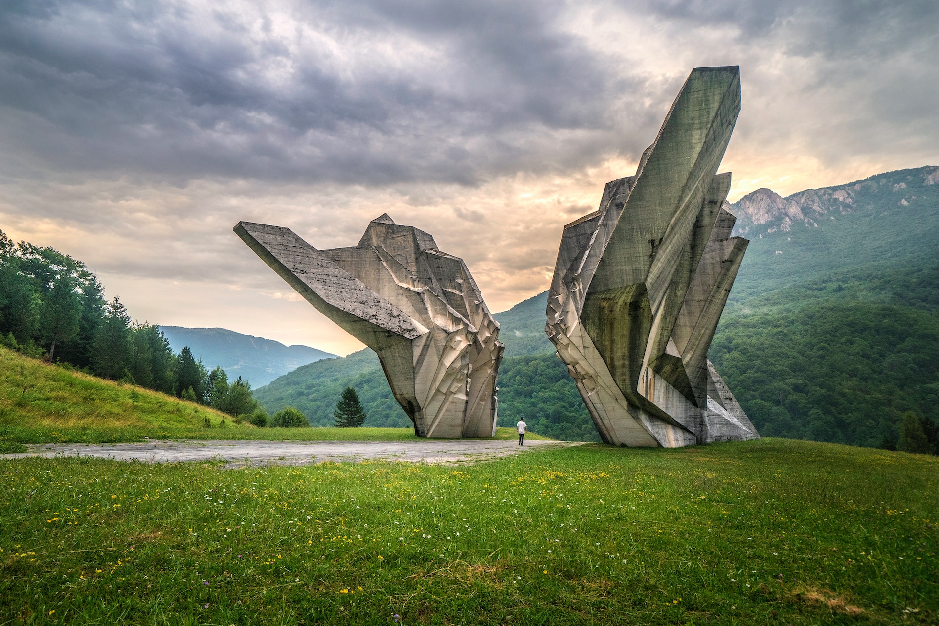 Tjentiste War Memorial en Bosnie-Herzégovine (photo : Luke Vodell)