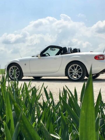 Mazda Miata (photo: Teddy Charti).