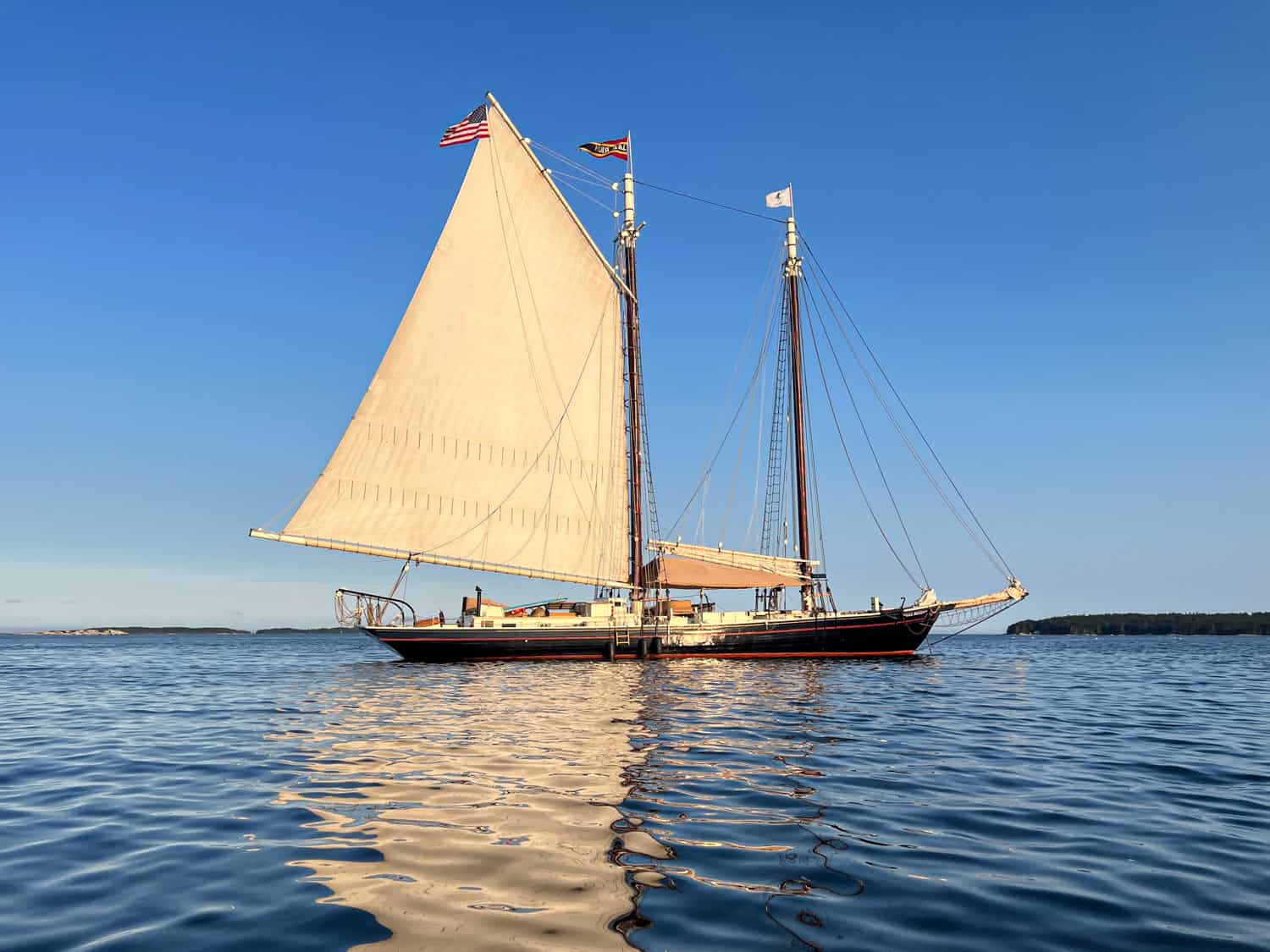 Schooner J & E Riggin at sunset